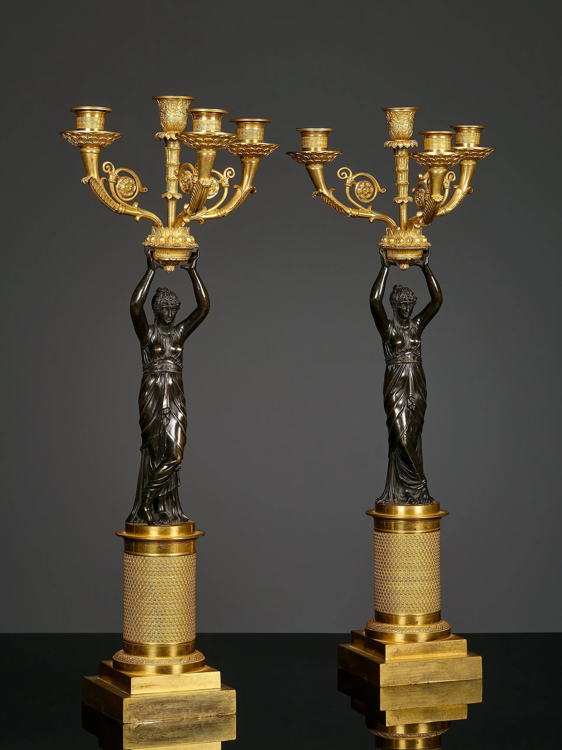 Paar Franse Empire vierlichts kandelabers, ca. 1810, 19e eeuw