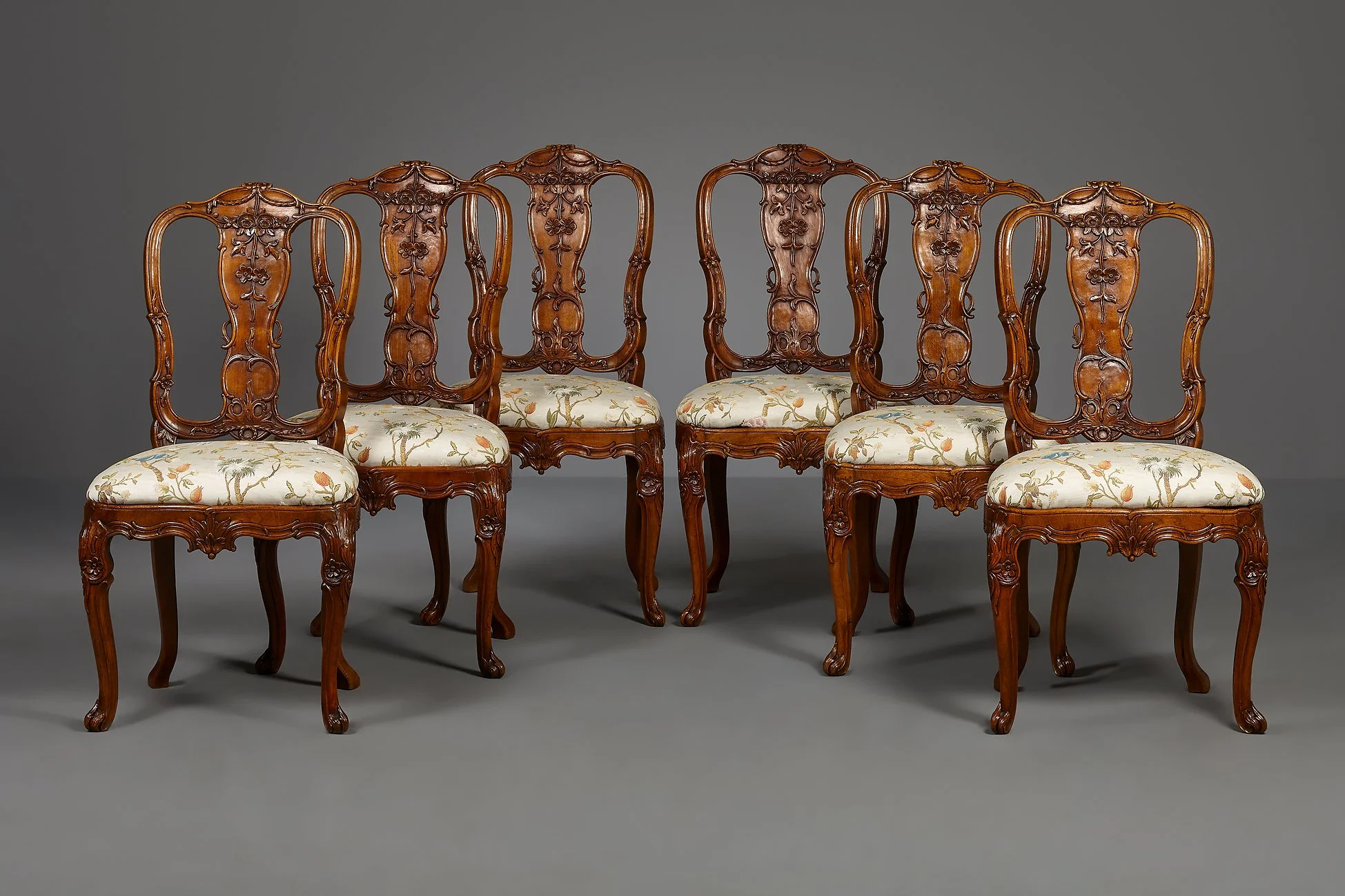 Zes Hollandse Louis XV , 18e eeuwse, rococo stoelen