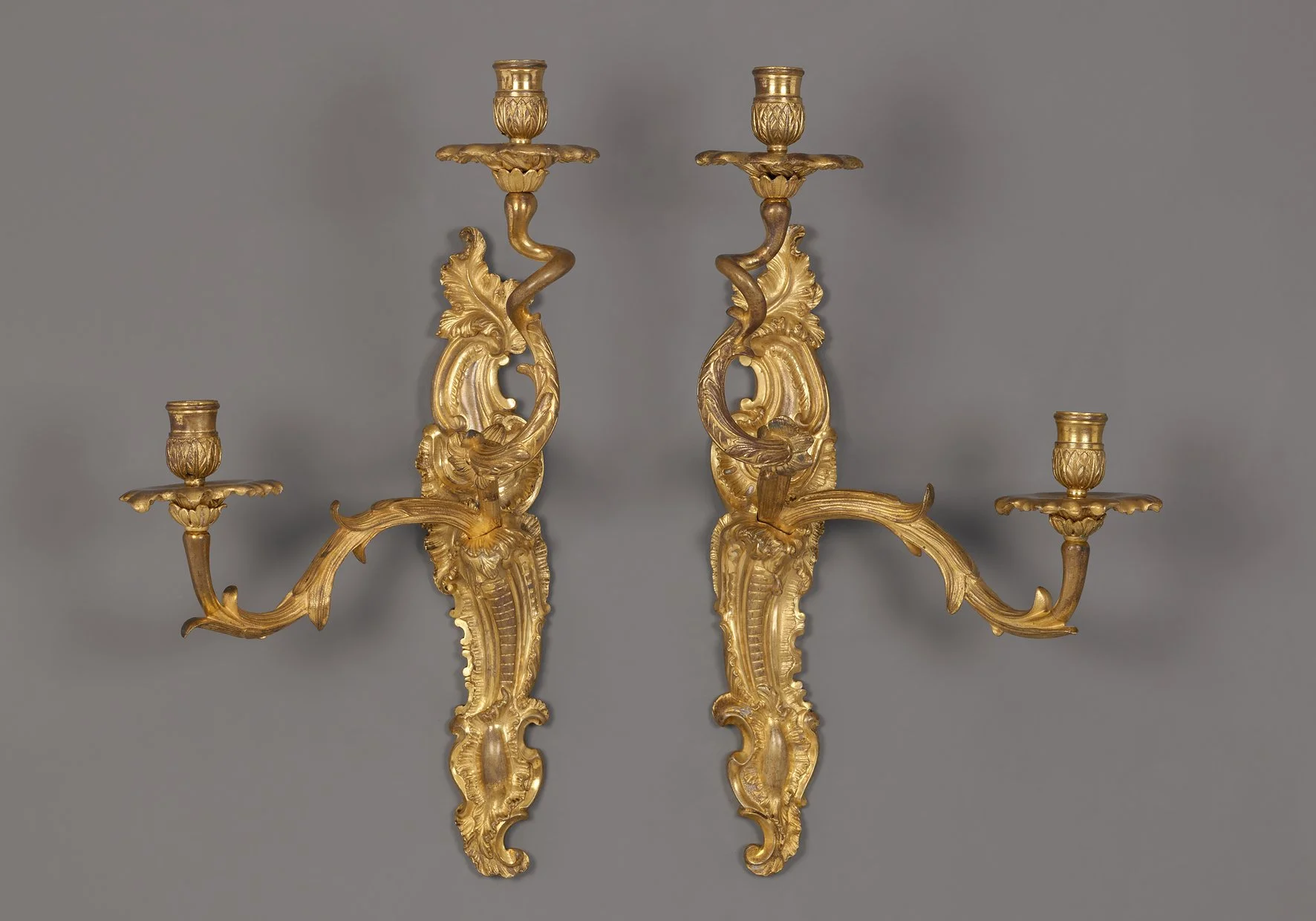 Een paar regènce appliques, Frankrijk, Ca 1725, 18e eeuw