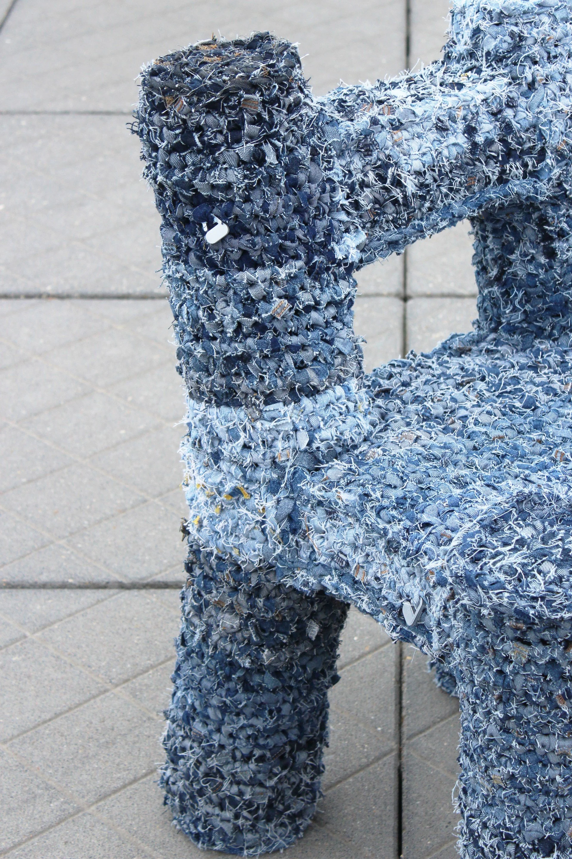 thumbnail_Denim 01 - Leo Nunes Almeida - 4.jpg