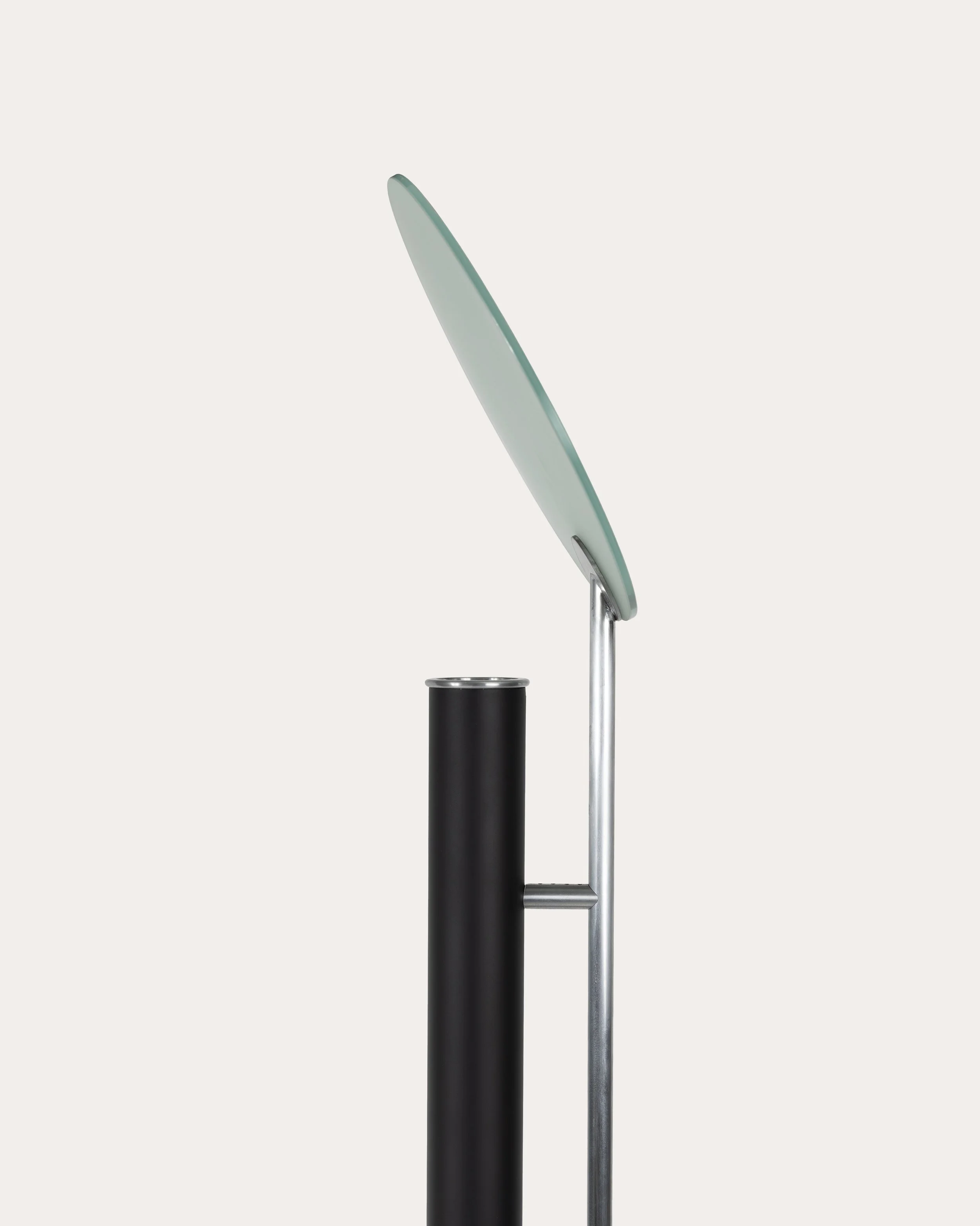 Lampadaire Tube & Béret - détail 1.jpg