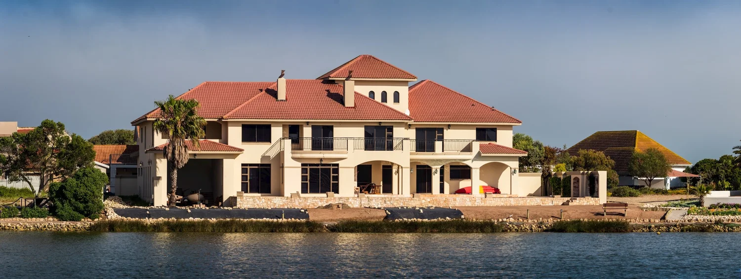 Innovative structures for distinctive homes