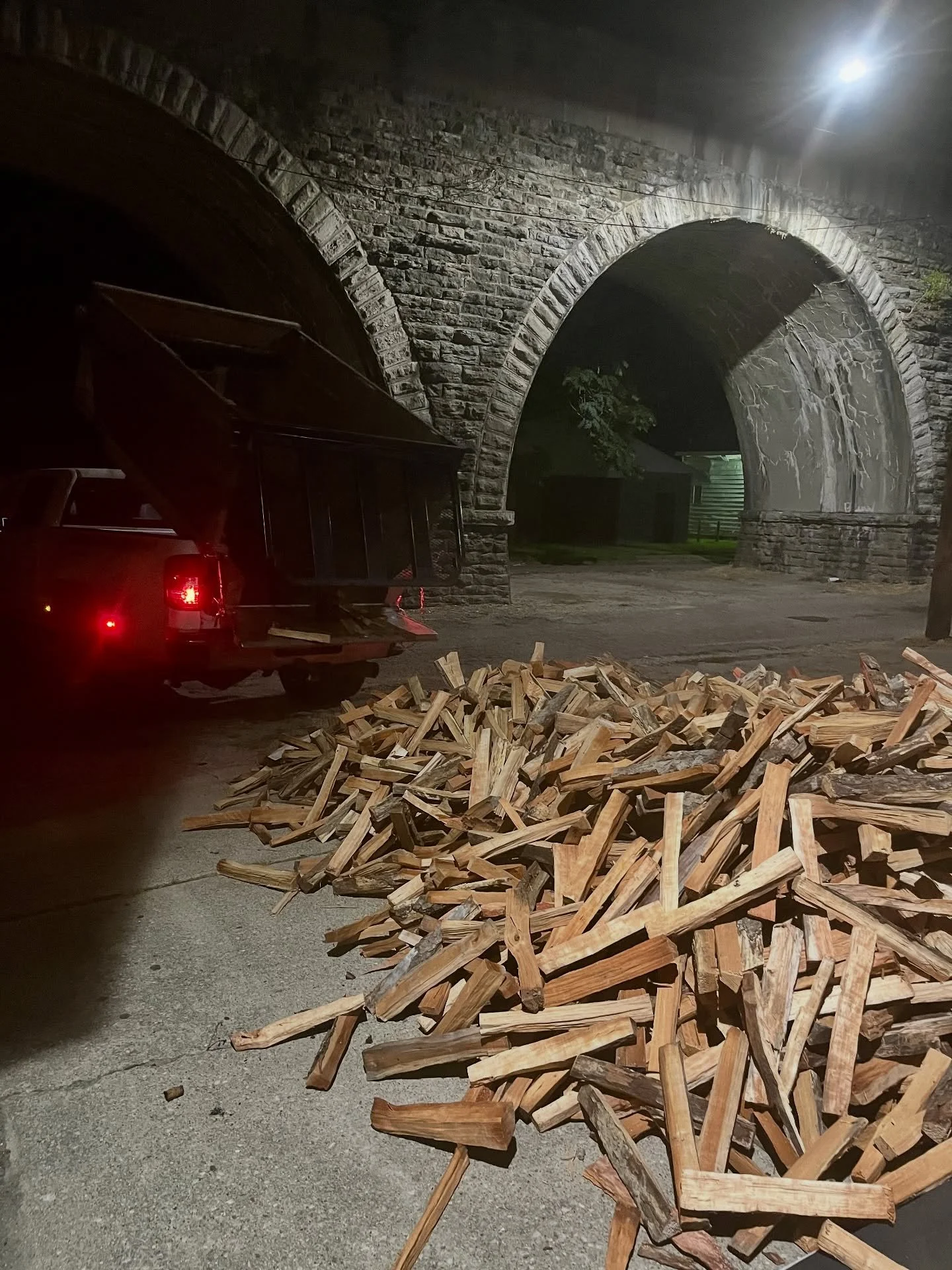 Our first firewood 🪵 delivery in Hamilton is complete and stacked, ready for 🔥 cooking! #woodfiredpizza #steelcitypizza