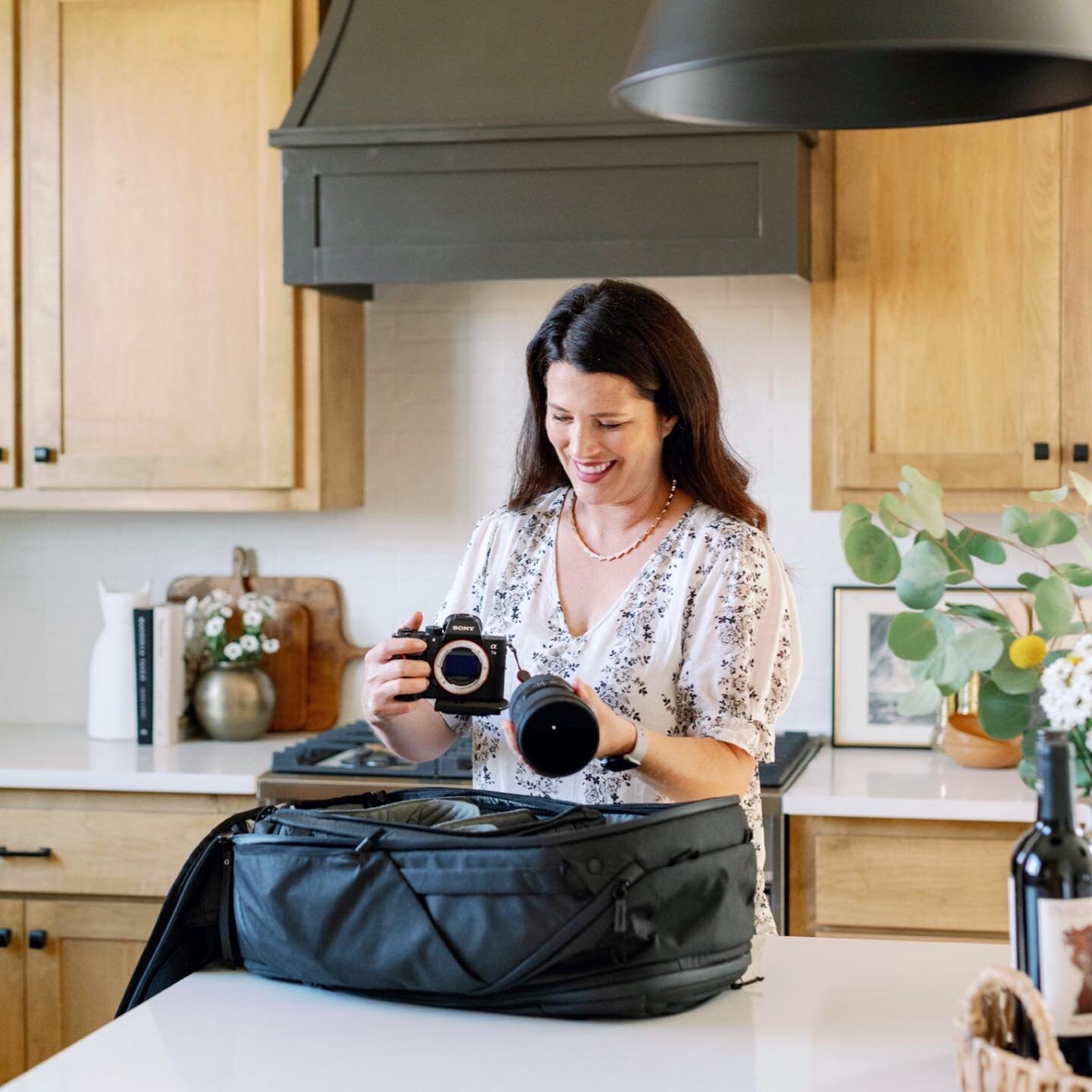 👋 Have we met yet? Hi, I&rsquo;m Sarah Strunk your lead photographer here at @sarah_strunk_repps!

I started my team of real estate photographers after I realized there was a huge need for high end real estate photography in the OKC metro area.

One