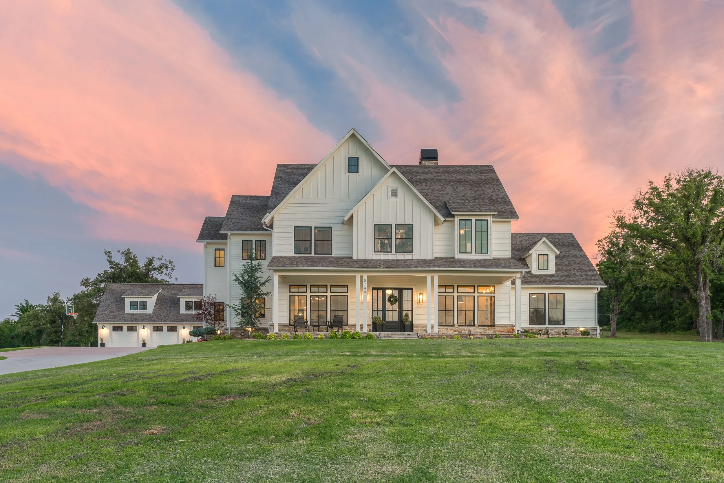 5740 E Wilshire Blvd, OKC Twilight_014.jpg