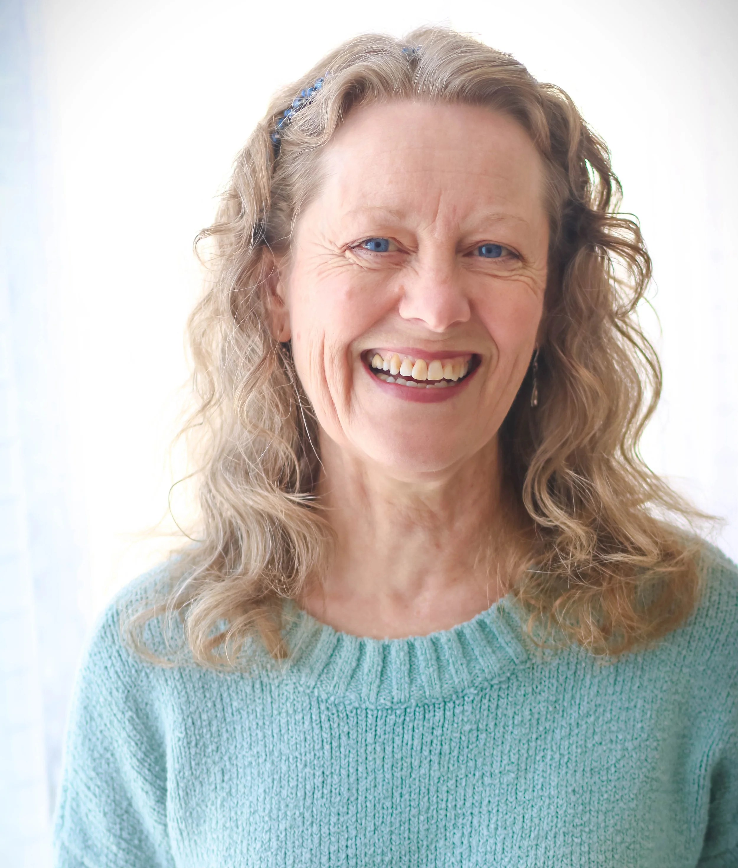 Patrice Lefebvre, Ottawa life coach for highly sensitive people (HSP), smiling warmly.