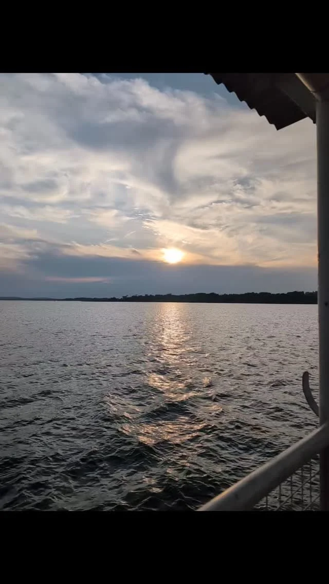 Last day in Uganda. #gorrilla #orientafricatravel #divetheunexplored #safariafrica #scubadiving #uganda #lastday #africansunset #ferry
