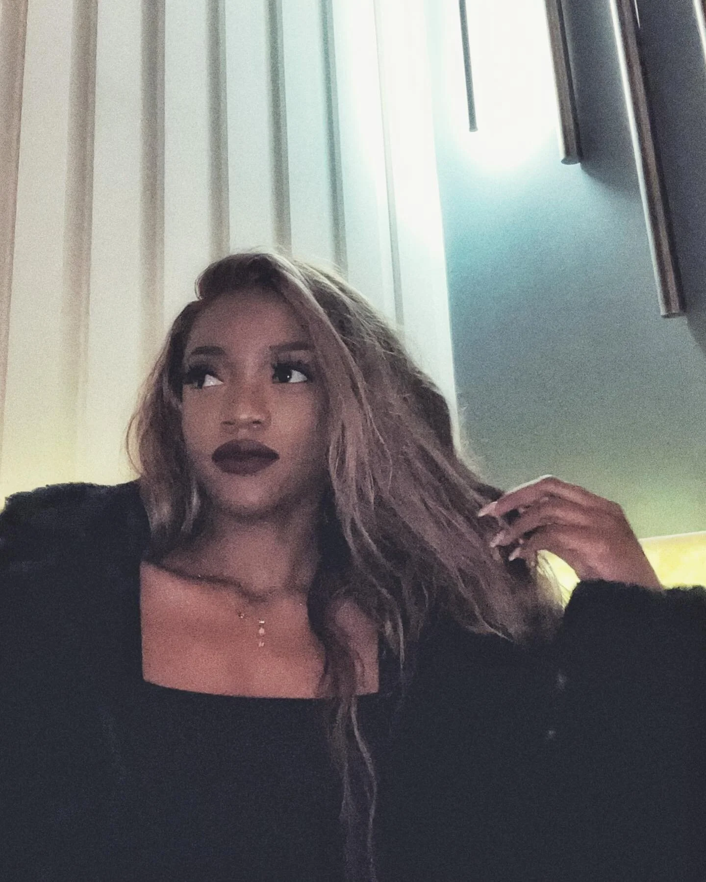 Hi July!
Shout outs to you @kristjanruus for entertaining my 6AM shenanigans 😂
#julybailey #dancehallmusic #dancehallartist #badartist #newmusicmonday #wednesdayvibe #thursdaythought #tuesdayselfie #mondaymonday #fridayfeels #valentinesdayideas #val