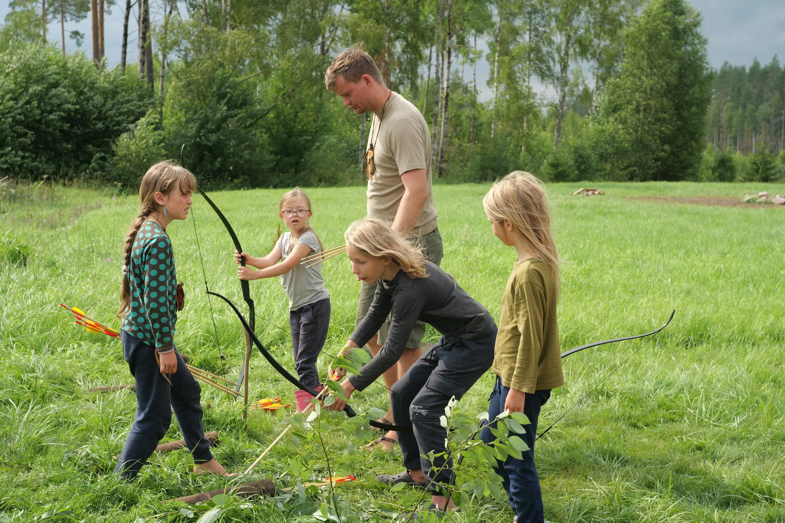 kids bowsarrows.JPG