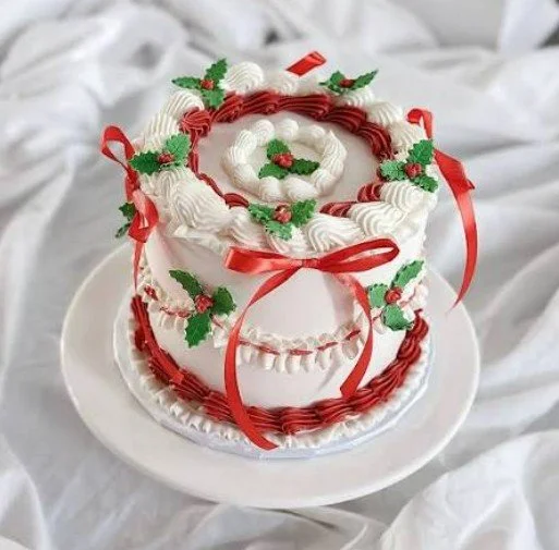 vintage xmas cake.jpg