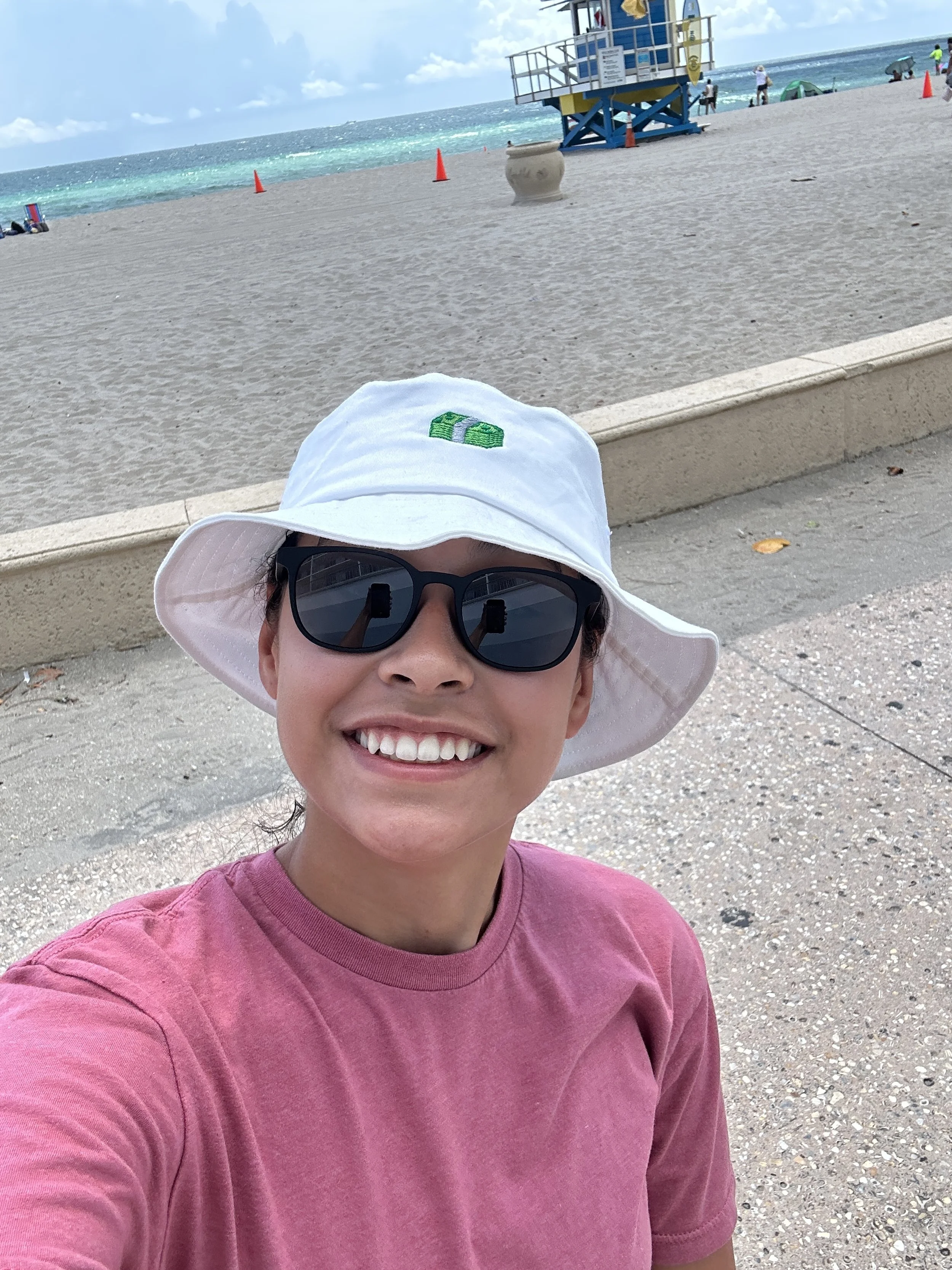 How Jenny Hoyos landed her biggest sponsorship with Creator Wizard’s