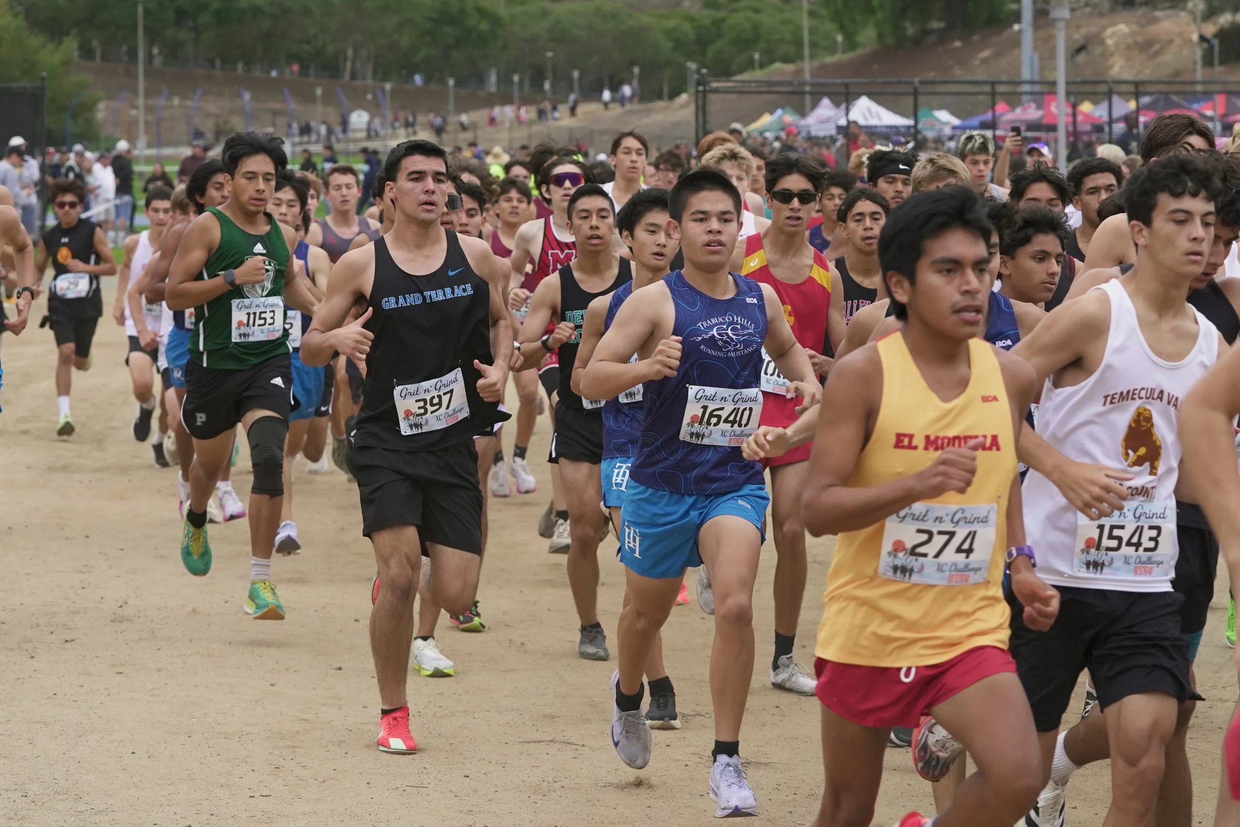 HOY_GNG25_EliteVarsityBoysGold_.JPG.jpg