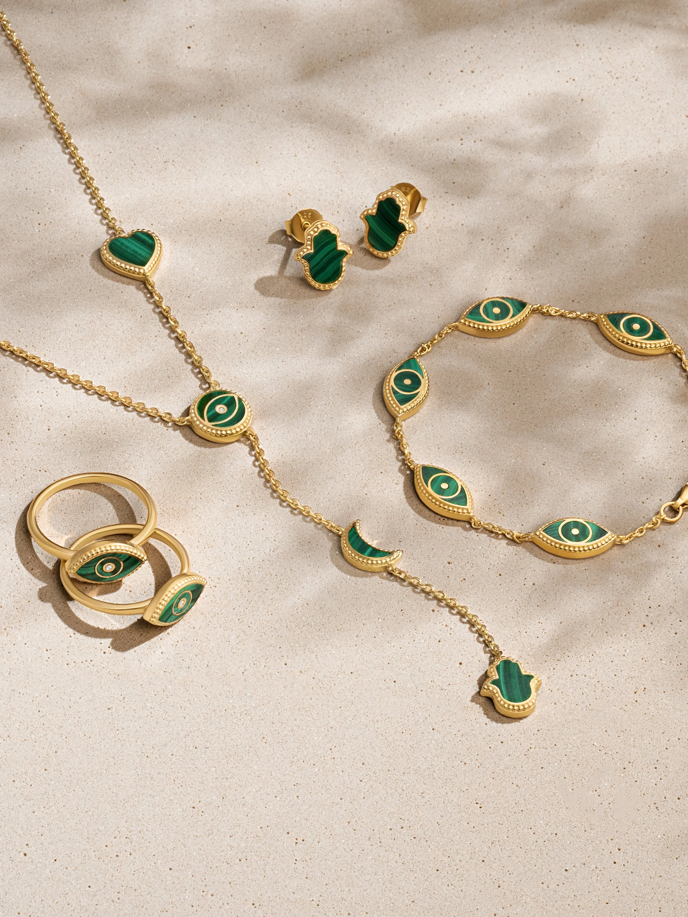 JEWELRY & ACCESSORIES