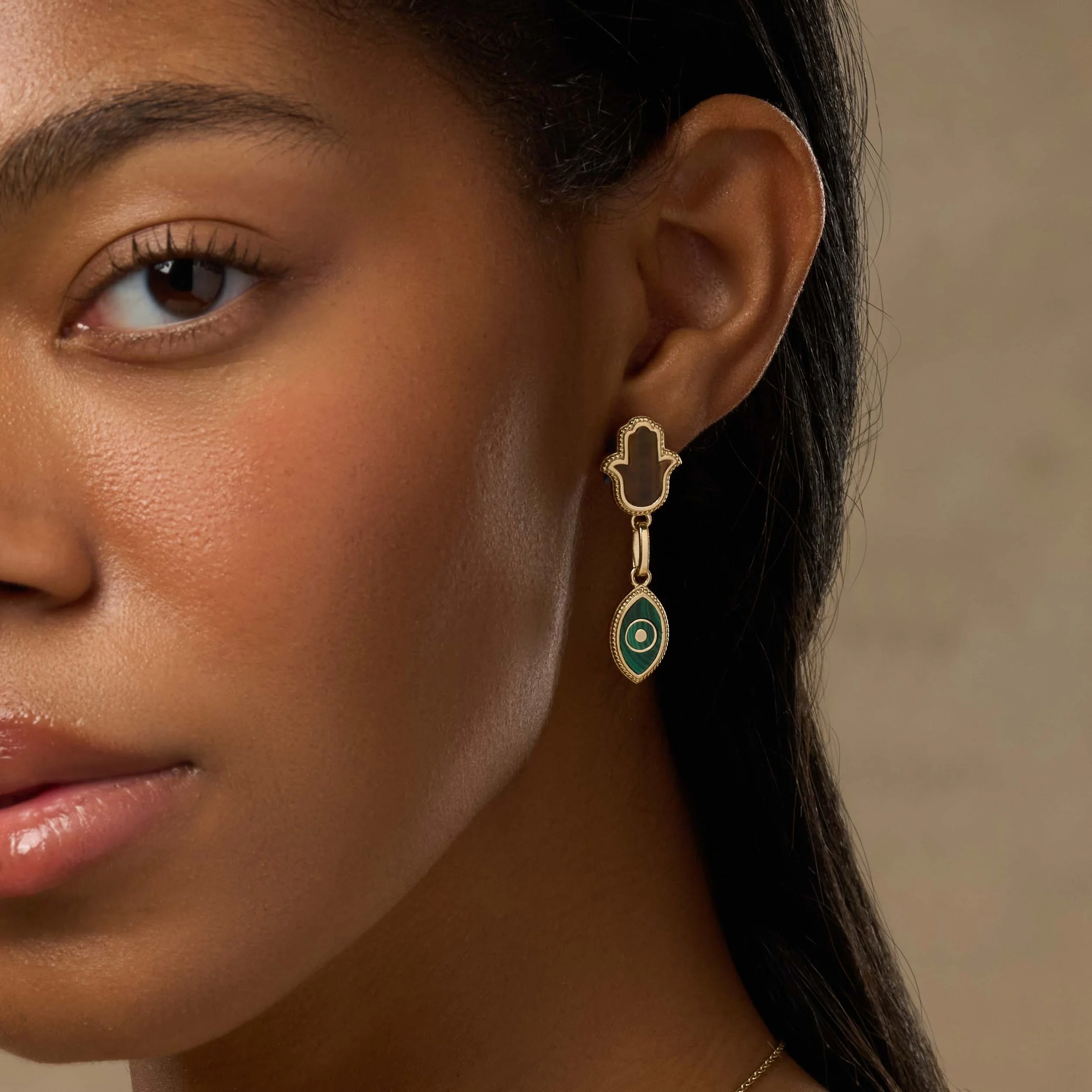 Model shot of wearing elegant jewelry photography with earring