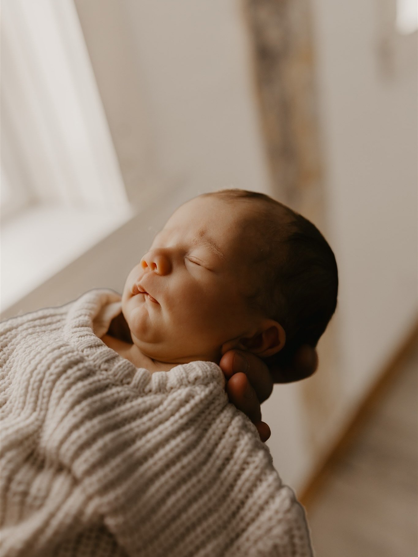 Sweater weather 🍁

#mnnewbornphotographer #minnesotanewbornphotographer #mnphotographer #minnesotaphotographer #mnfamilyphotographer #minnesotafamilyphotographer #minnesotababy #minnesotanewborn #minnesotafamily #minneapolisnewbornphotographer