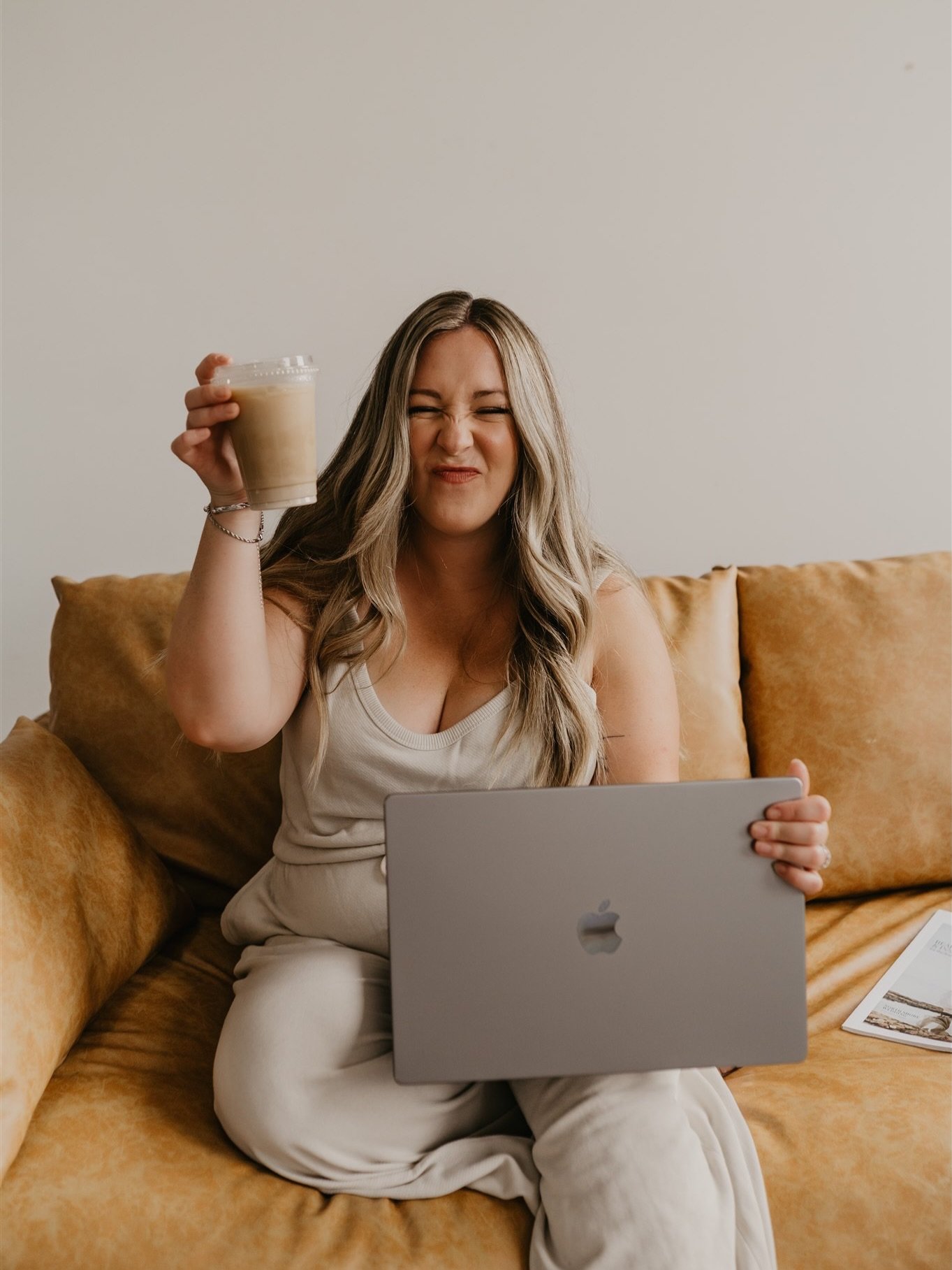 Payments I would accept instead of money 💋

- personal training
- spa treatments (facials, massages)
- interior design 
- someone to organize my house
- landscaping 
- clothing / styling
- tattoos
- Pilates classes

Curious how this works?? Send a D