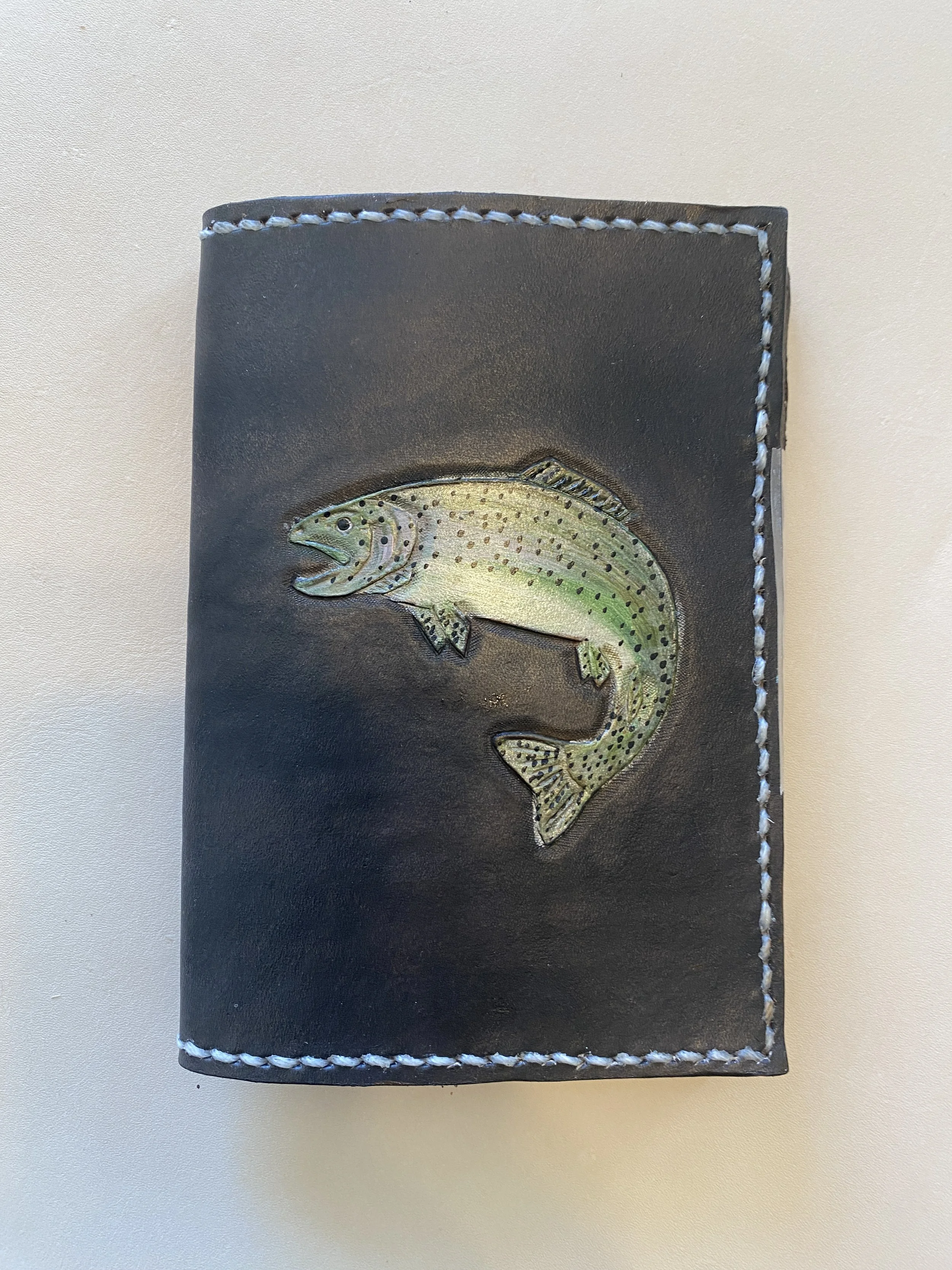 Hand-tooled Medium Men's Leather Billfold Wallet