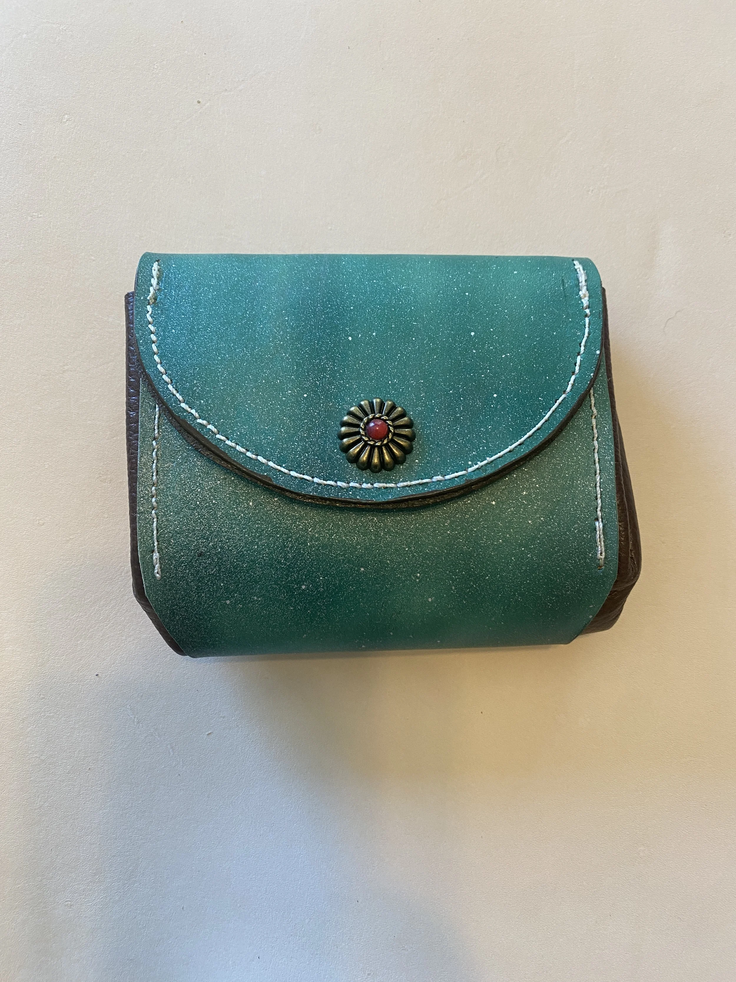 Lady's clutch green.jpg