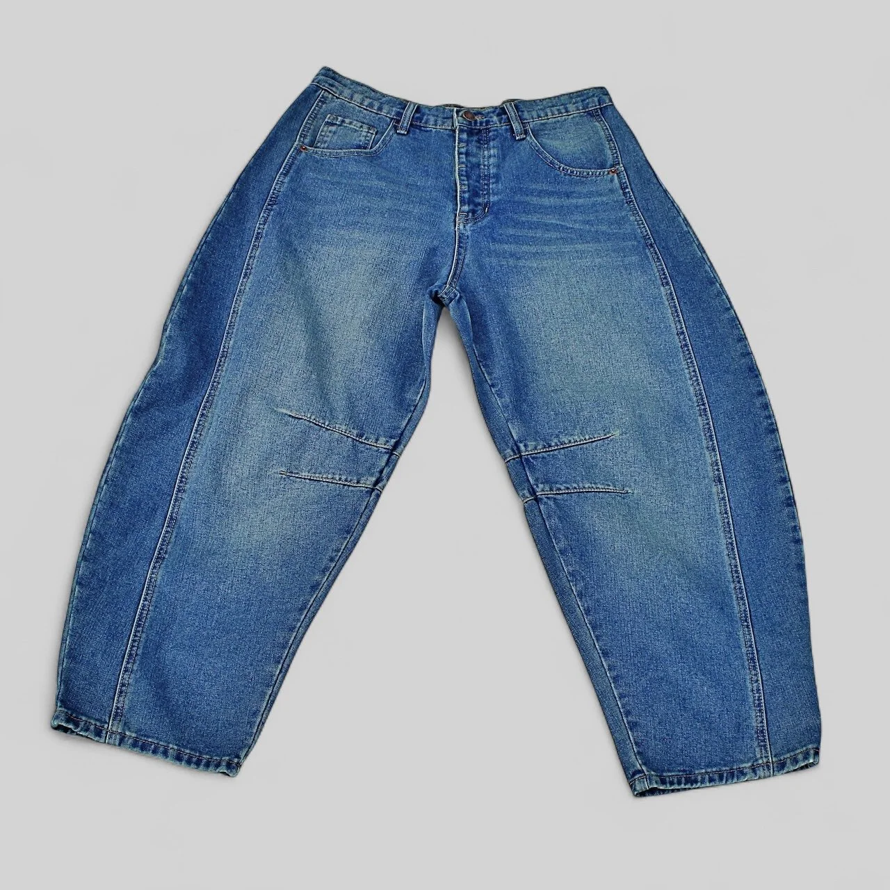 Barrel Jeans Front Photoroom_FF.jpeg