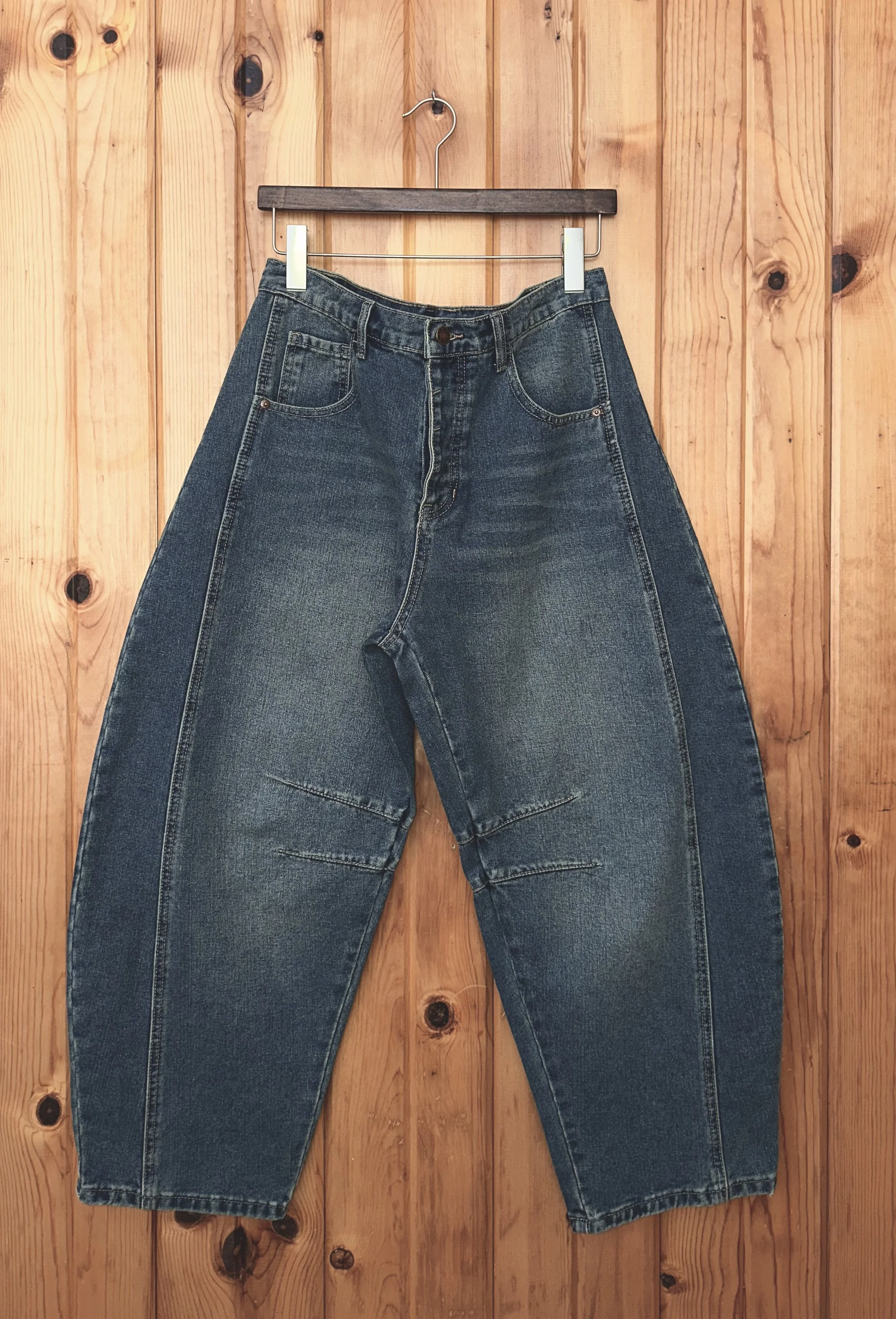 Barrel Jeans