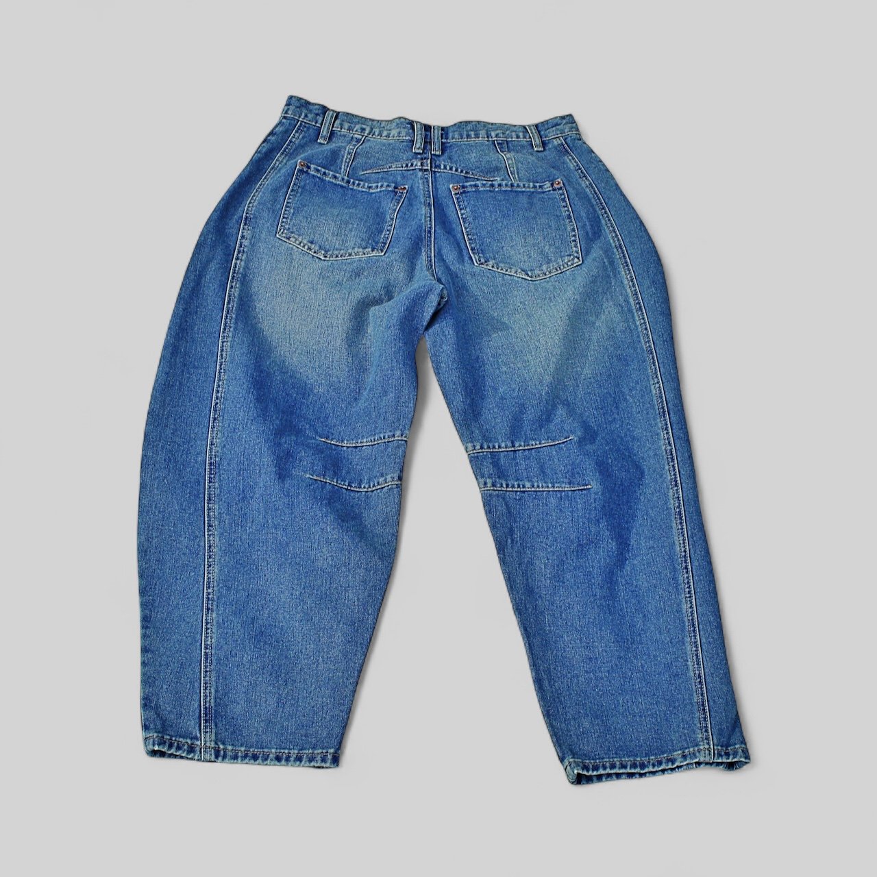 Barrel Jeans Back Photoroom_FF.jpeg