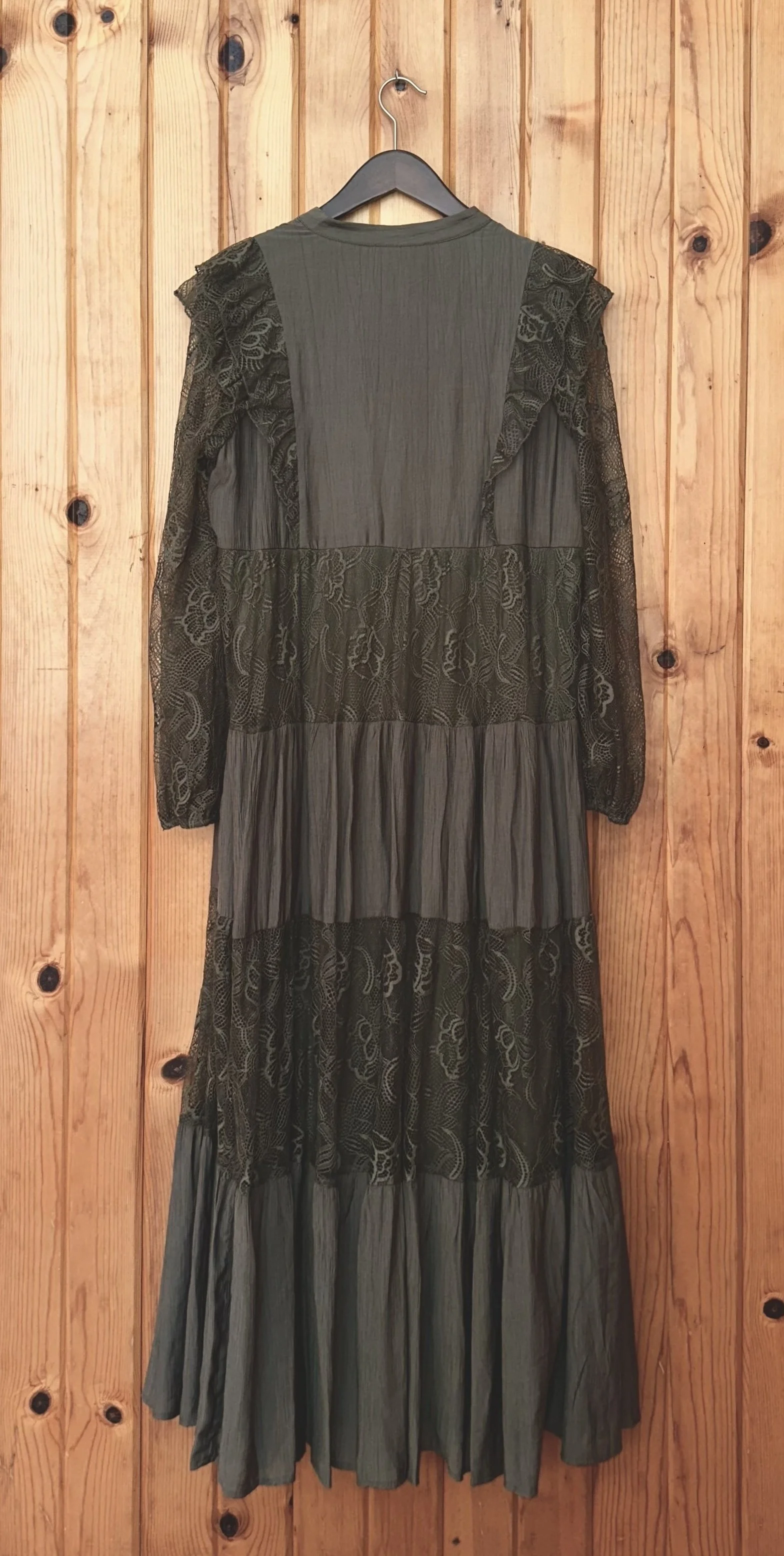 LaceBohoDress_Back.jpeg