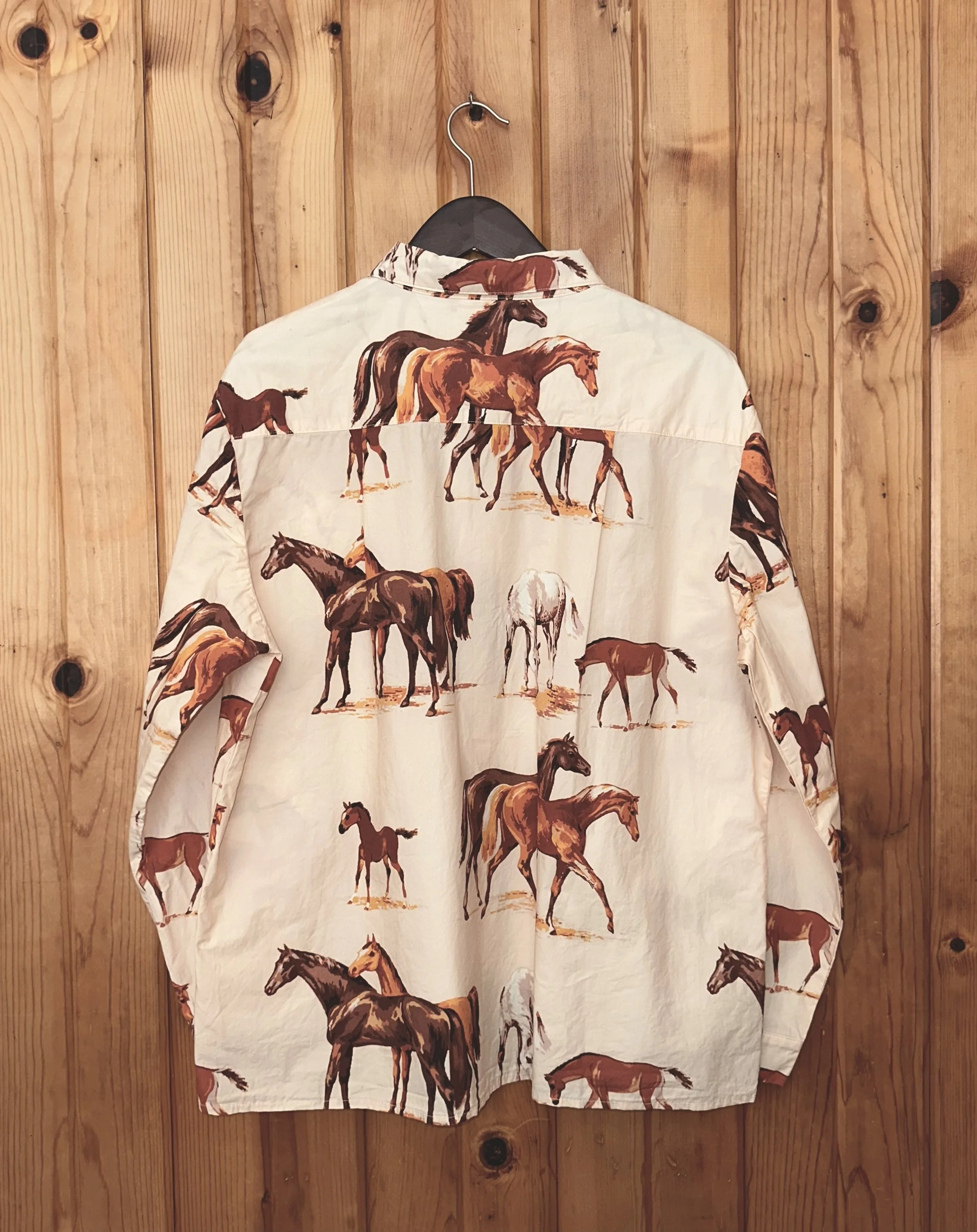 HorsePrintButtonUp_Back.jpeg