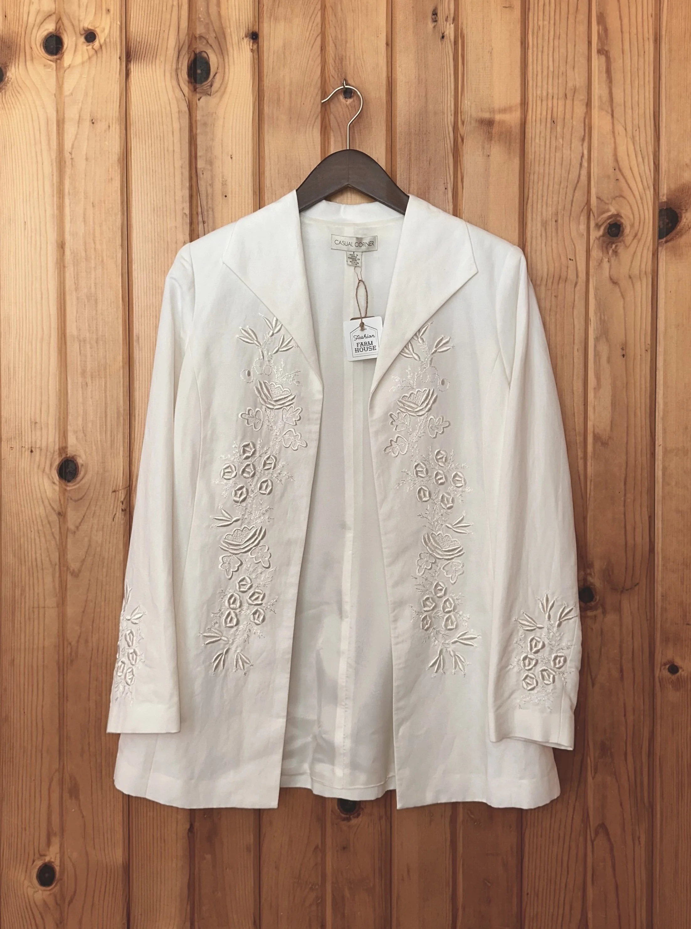 EmbroideredLinenBlazer_Front.jpeg