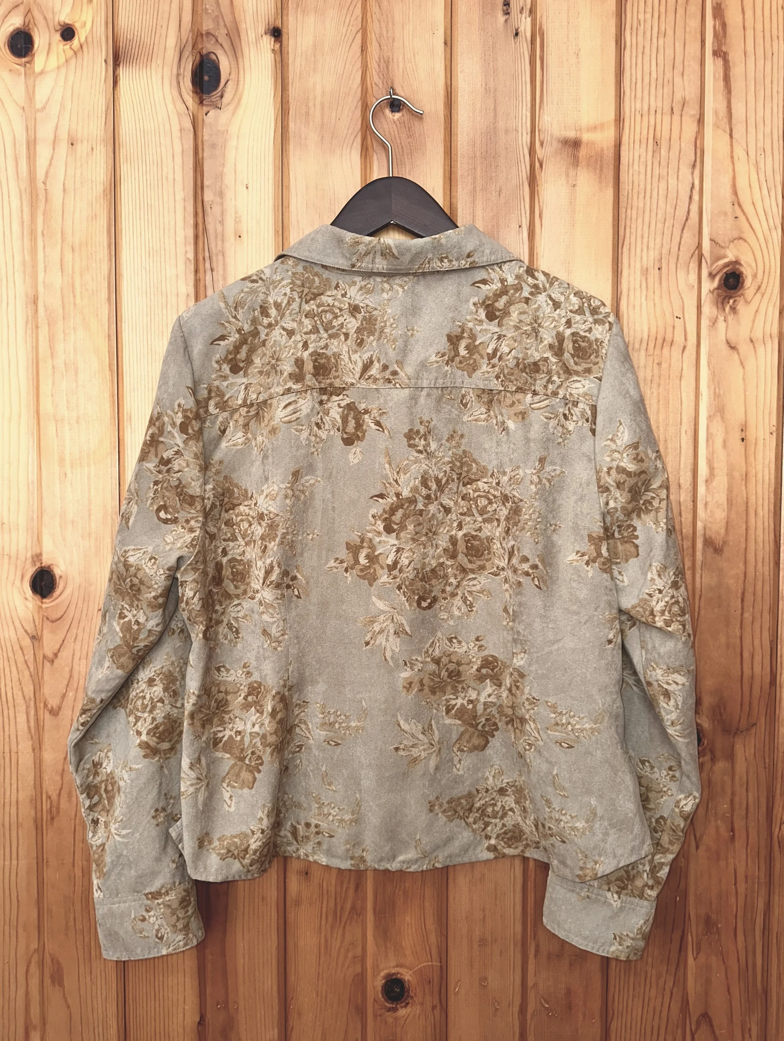 RusticFloralShirt_Back.jpeg