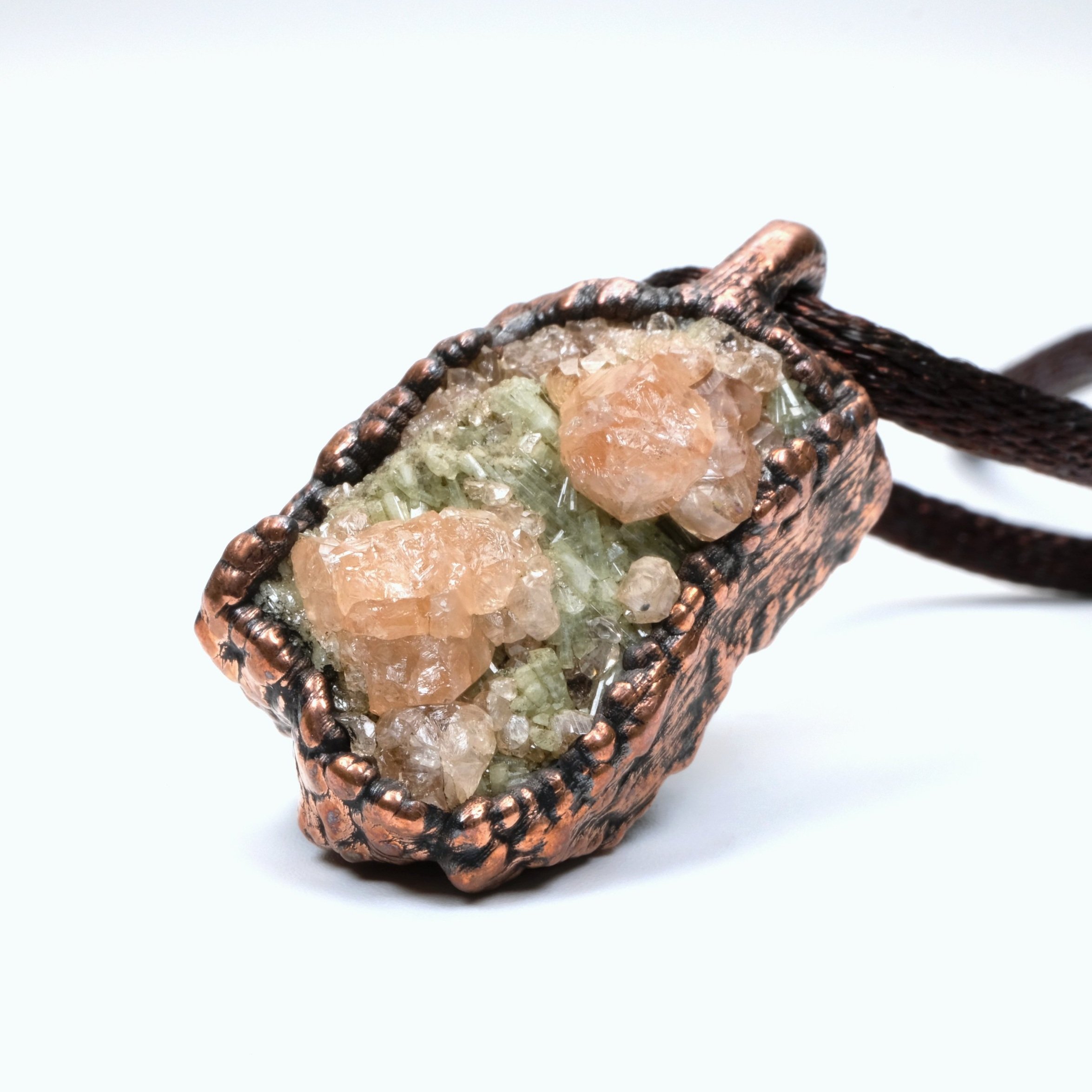 Hessonite Talisman w/ Diopside