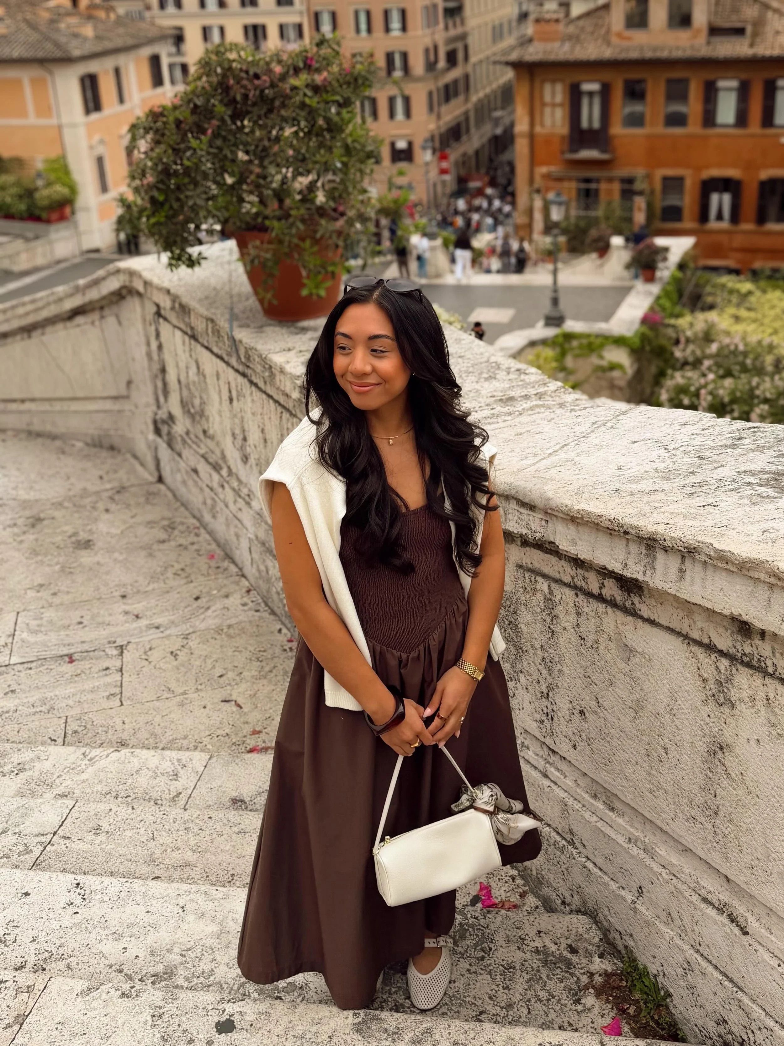Day 1 in Rome felt like a dream 😍 partly from the jet lag and partly because it&rsquo;s so beautiful here!

#eurosummer #eurotrip #romeitaly #europeoutfits