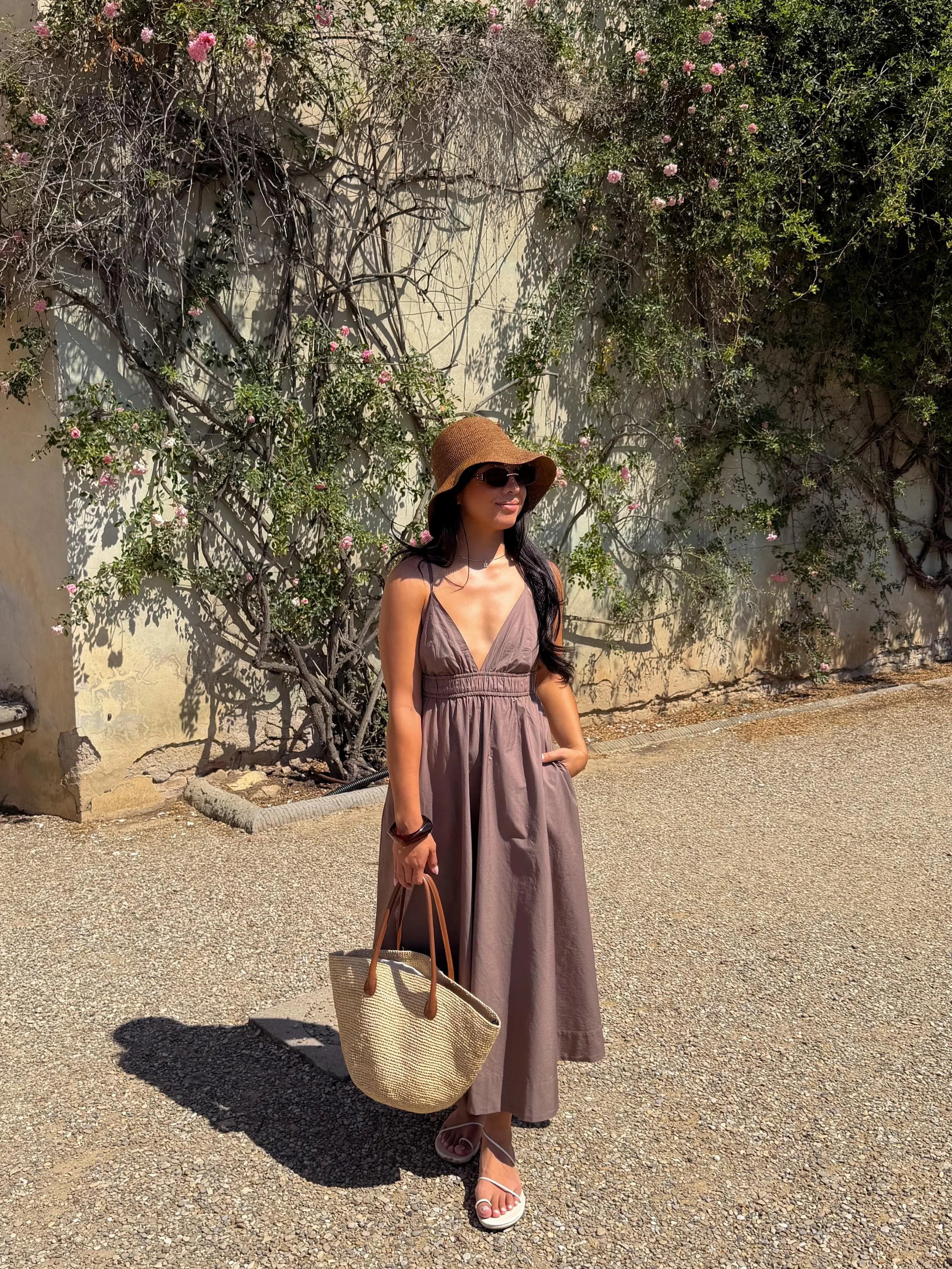 A sunny day in Florence ☀️🍝

#italytrip #eurosummer #eurosummeroutfits #travelstyle #vacationoutfits