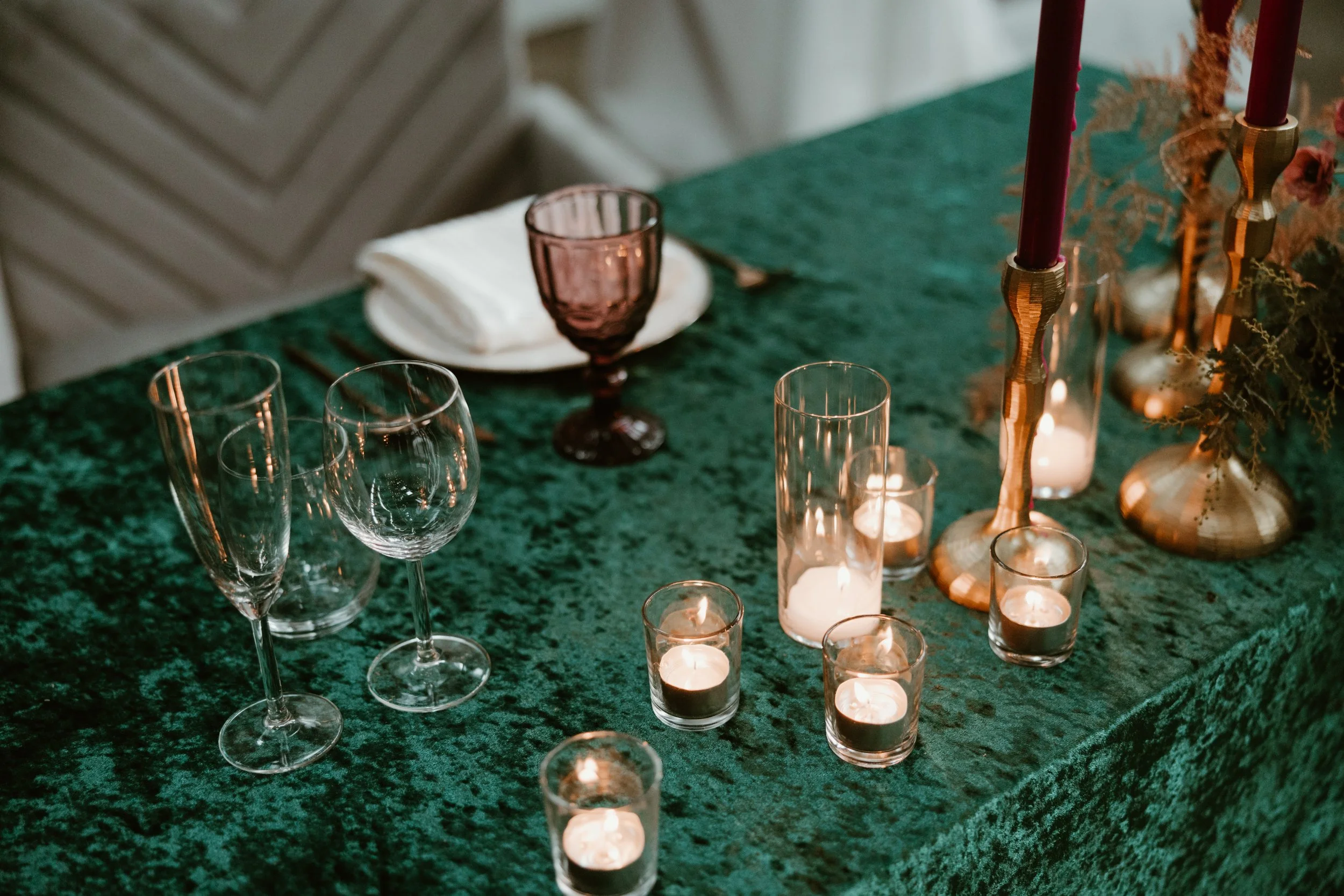 styled shoot- dinner setting.jpg