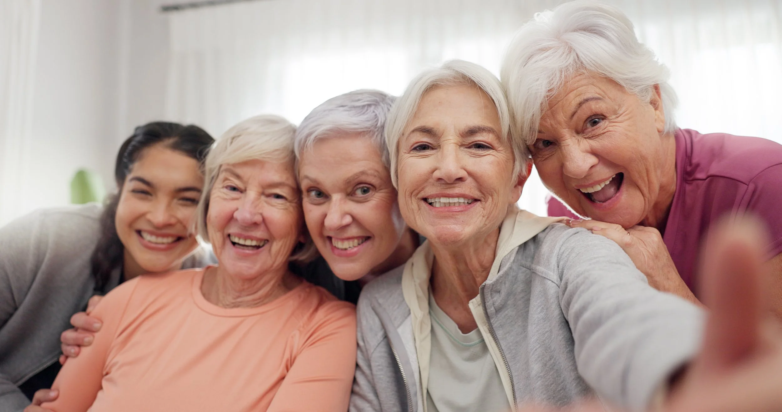 salon with senior pricing and discounts for senior hair cuts