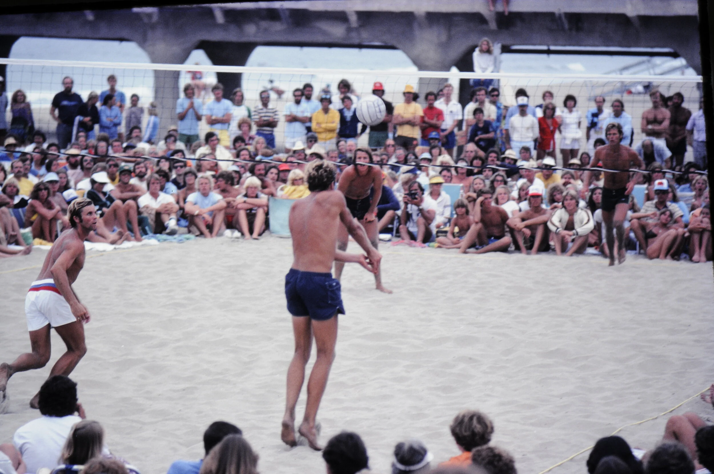 Manhattan_Bch_Selznick_Fishburn_Smith_Menges_1979-1.JPG