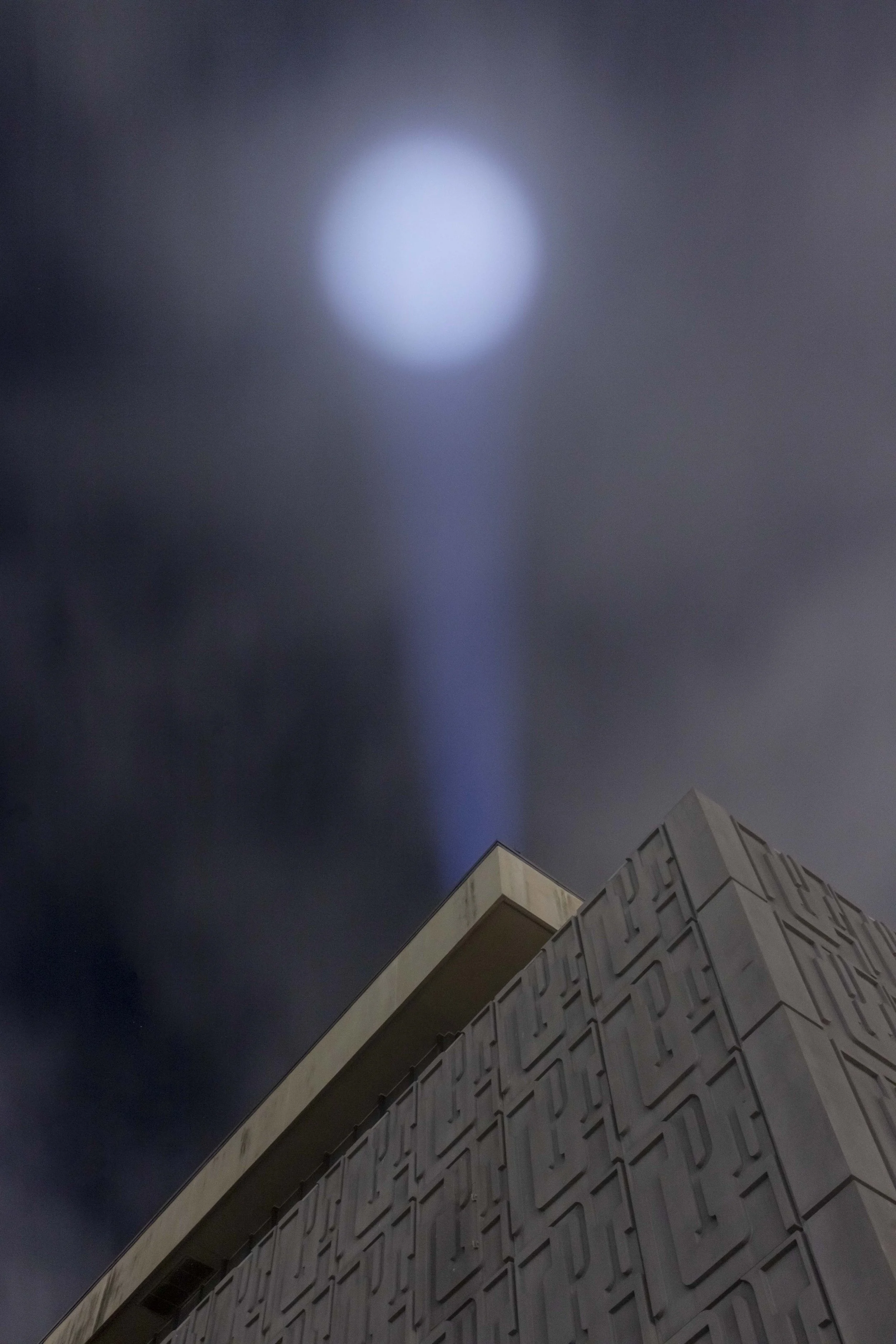 Jeffrey Meris

Our Moons Shine, For All the Worlds to See, 2024
Proteus Maximus light and DMX electronics