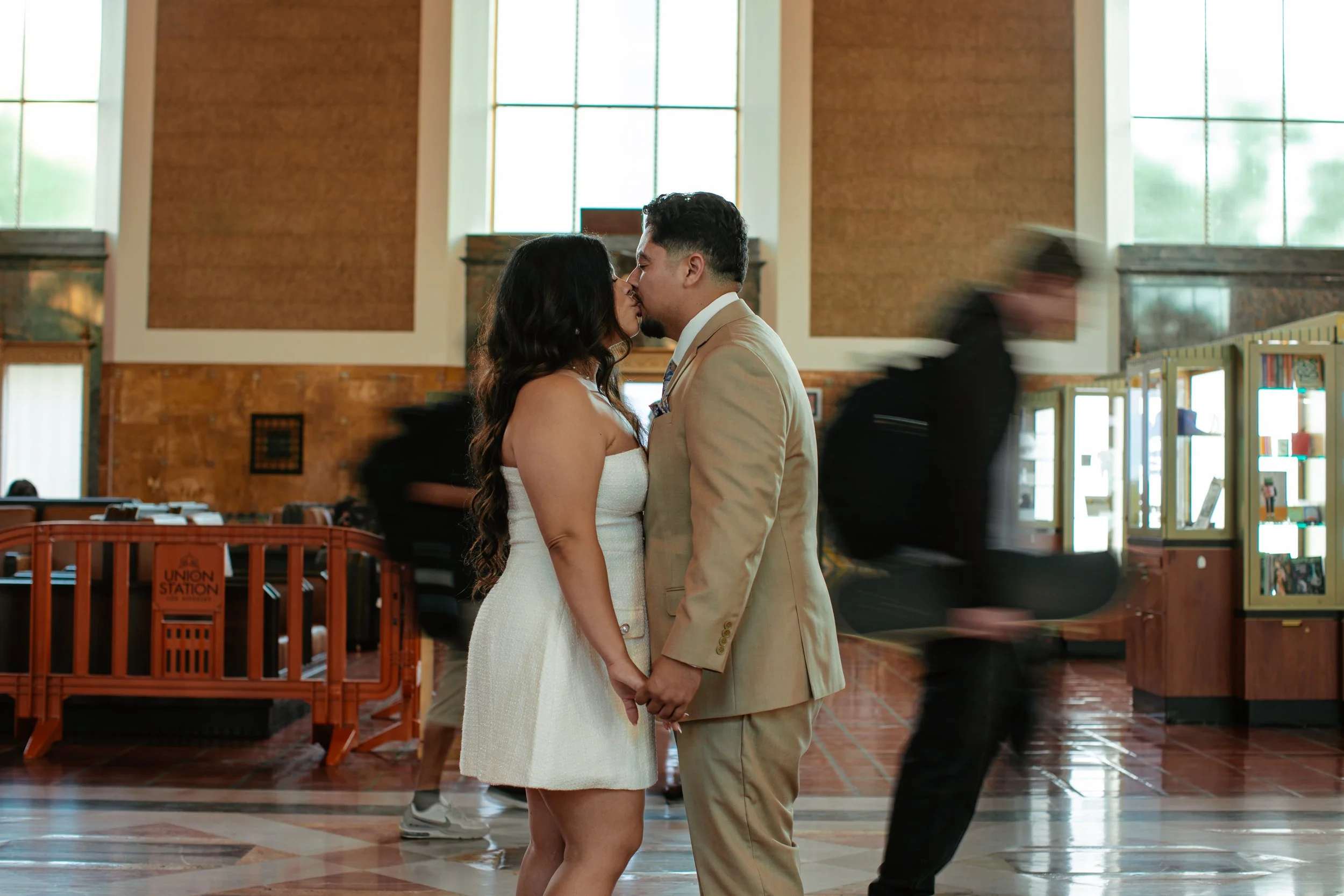 los angeles union station engagement photographers (7).jpg