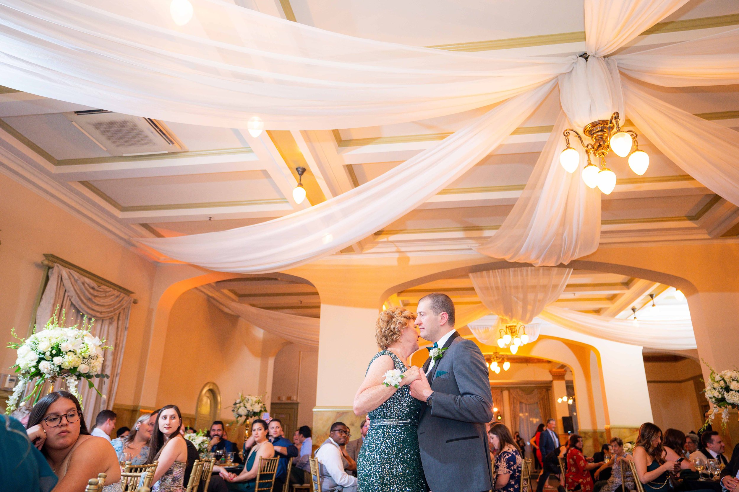 pasadena wedding photography - castle green (44).jpg