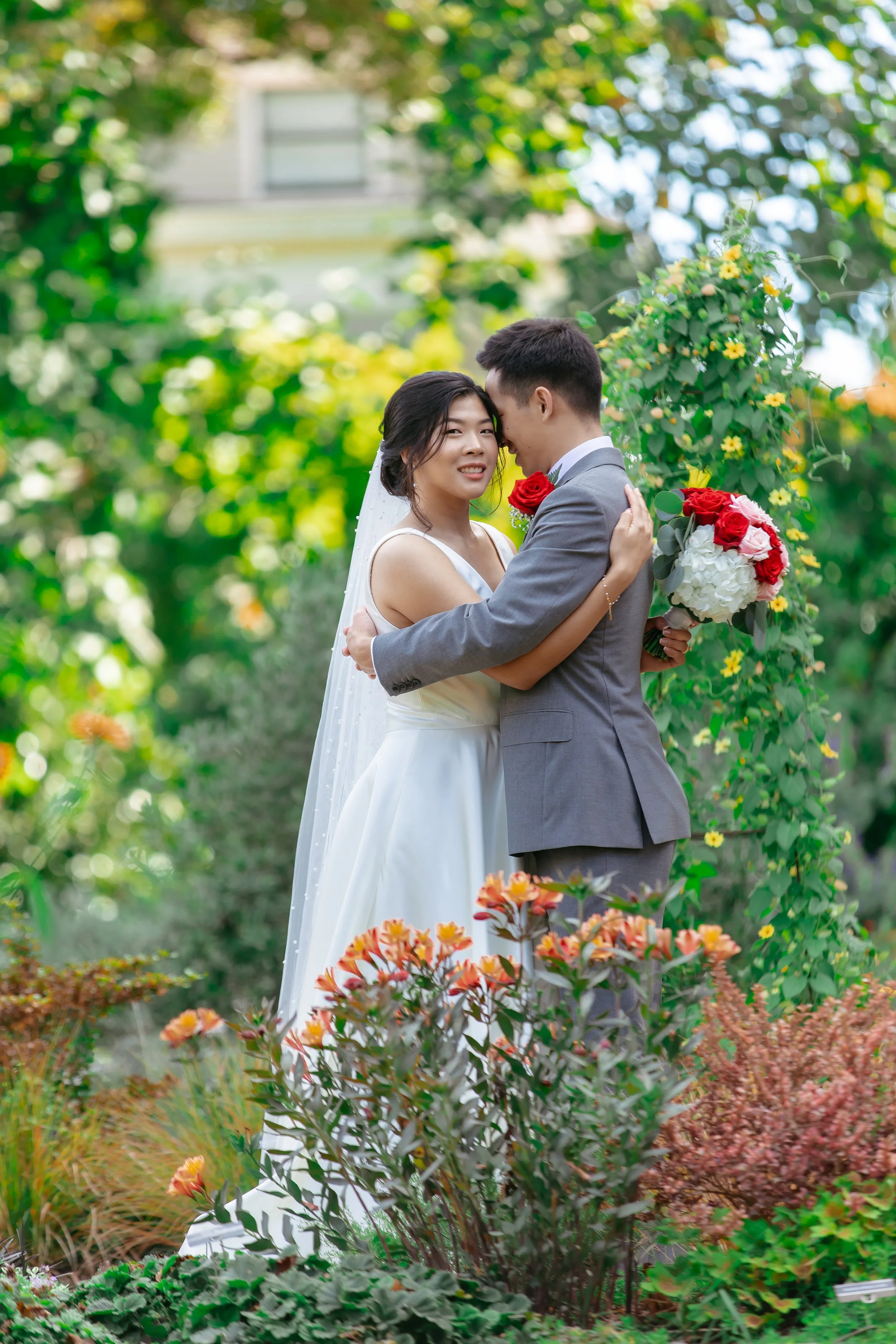 elizabeth gamble garden wedding photography (43).jpg