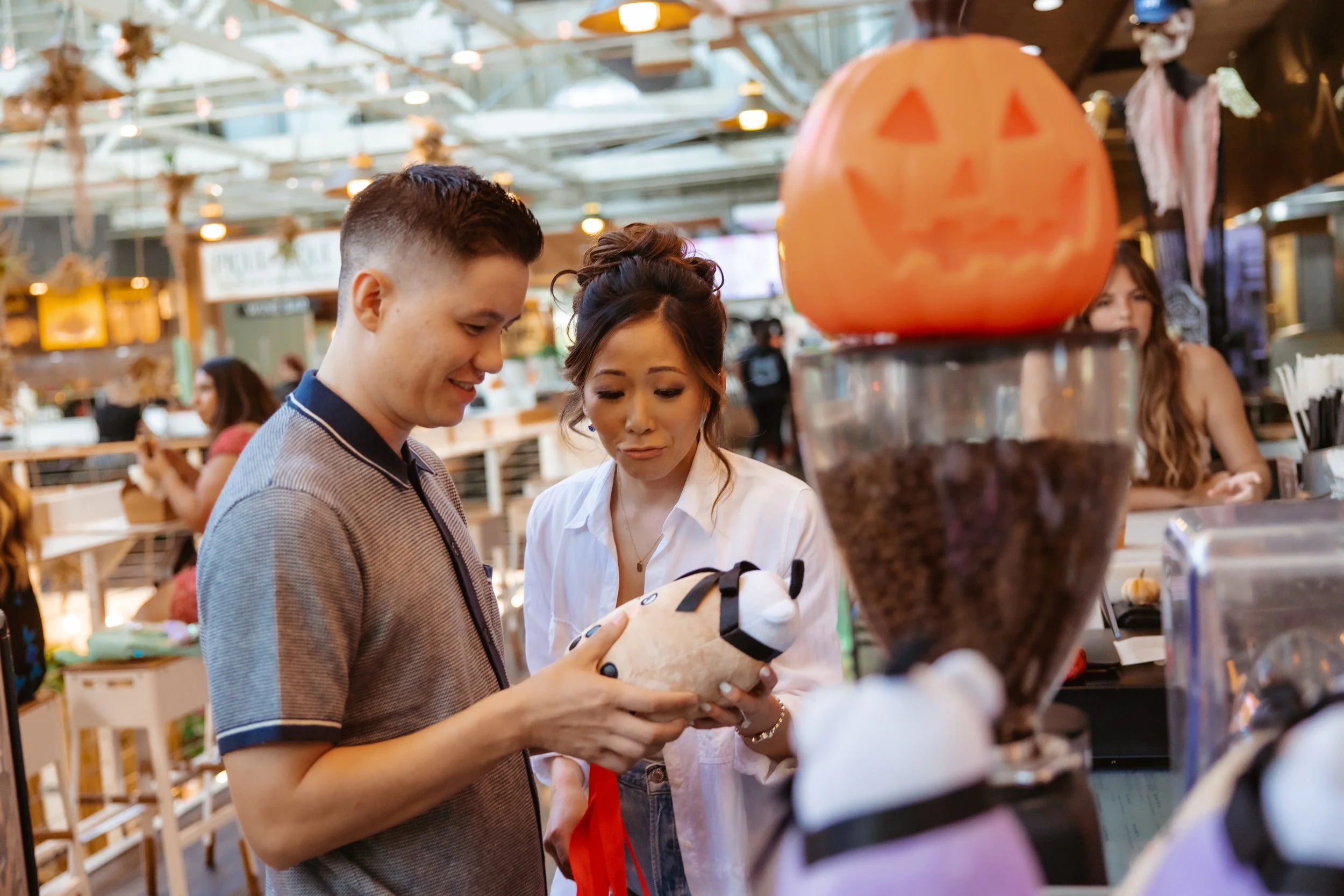 anaheim packing district engagement photography (2).jpg