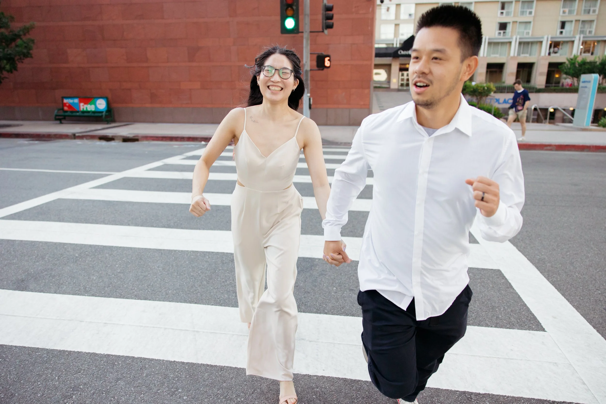 dtla engagement photographers (10).jpg