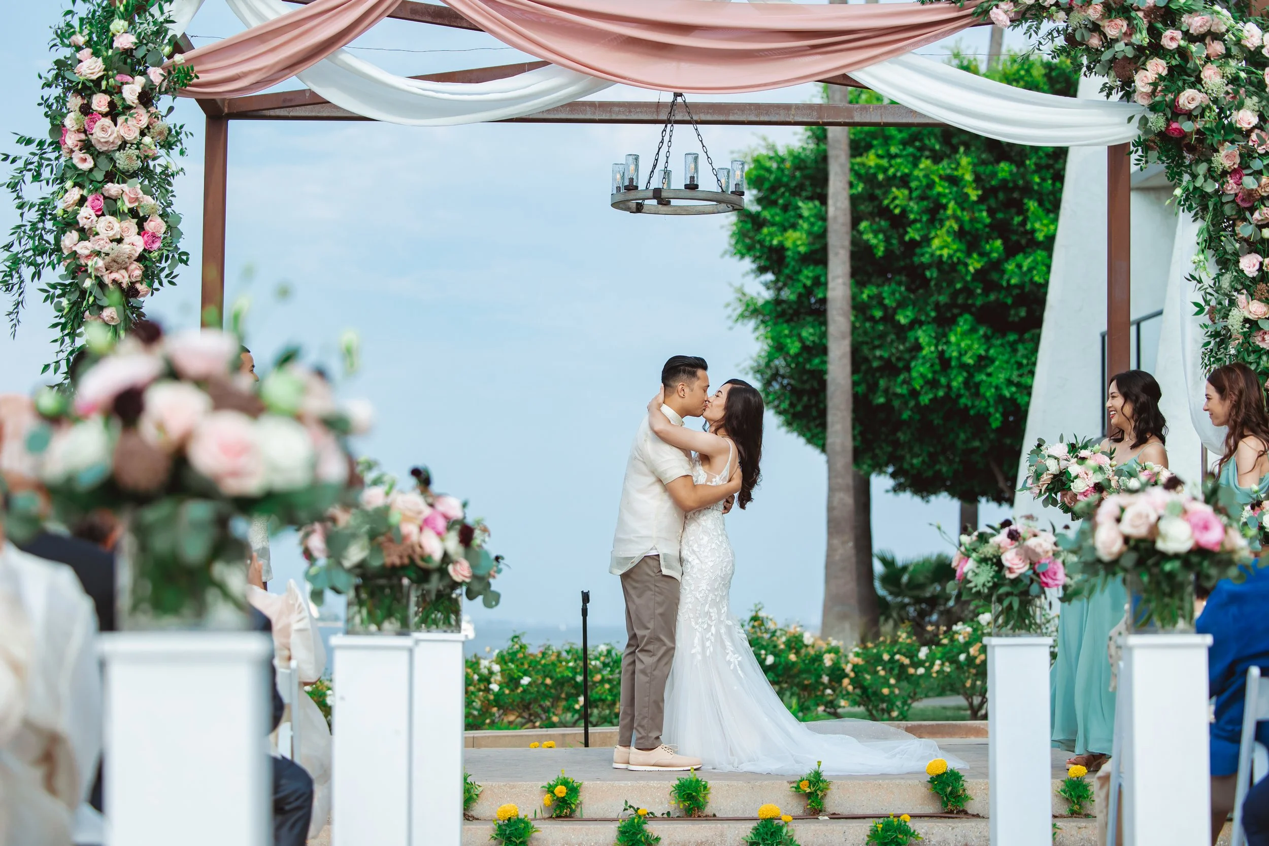 Hotel Maya Wedding Photography (76).jpg