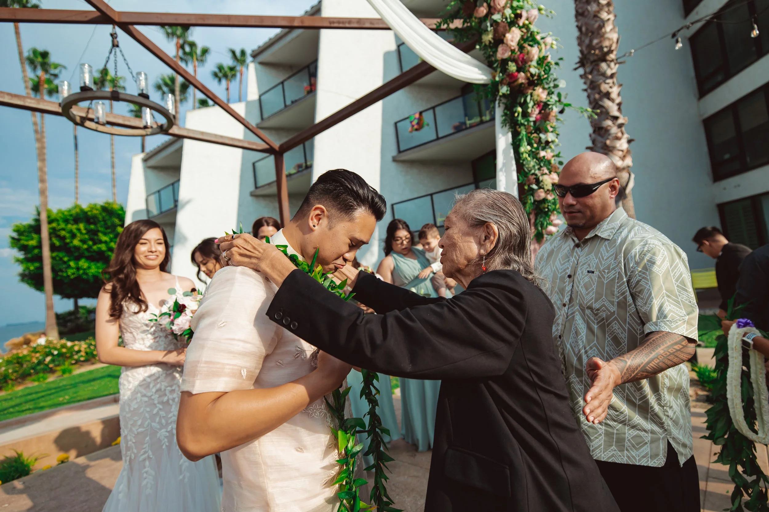 Hotel Maya Wedding Photography (86).jpg