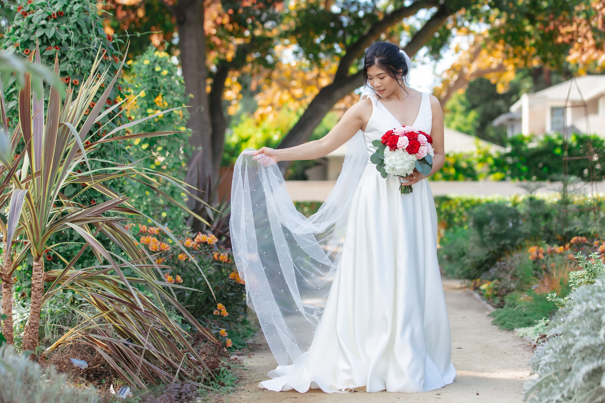 elizabeth gamble garden wedding photography (49).jpg