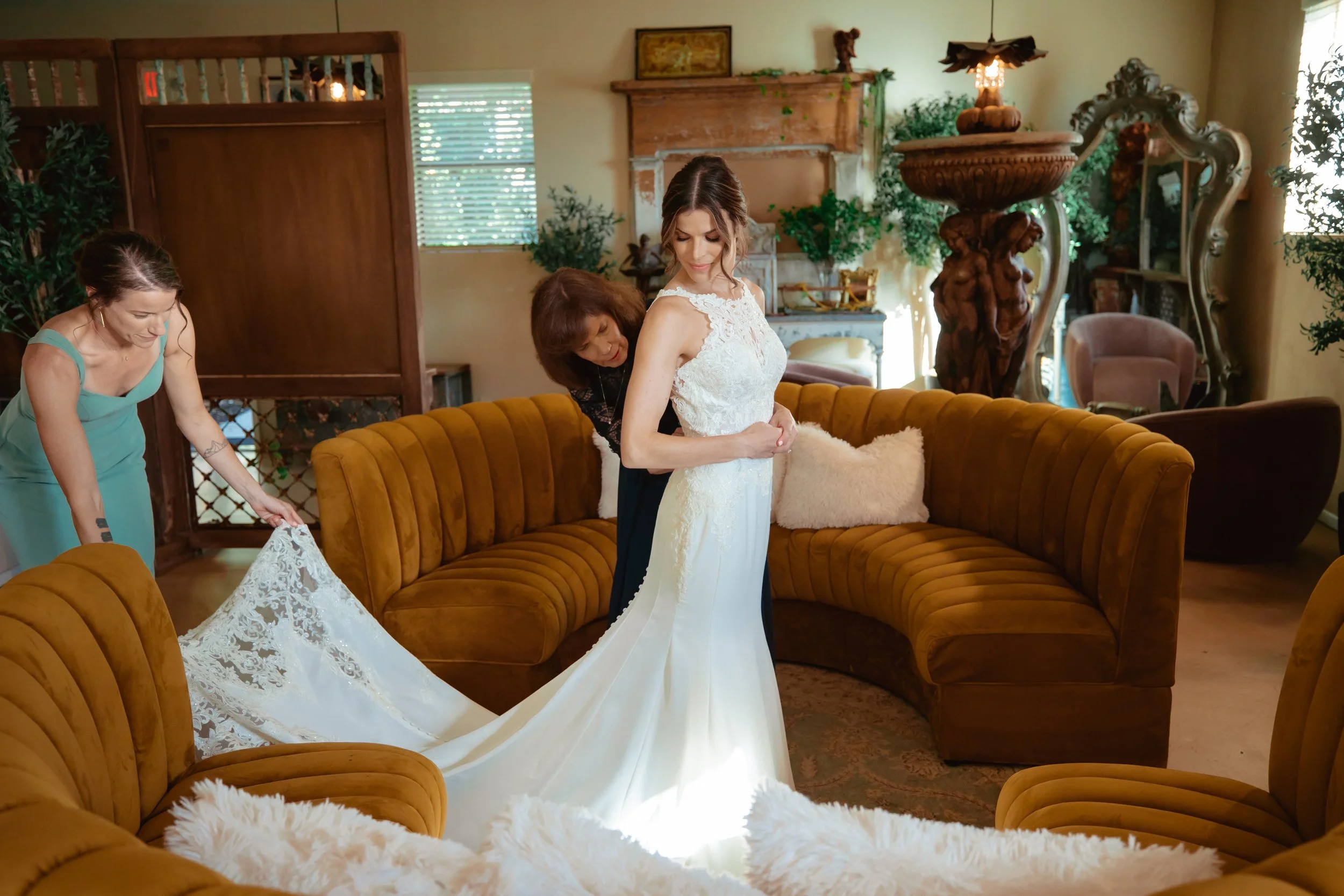  Ethereal Gardens Escondido Wedding Photography (71).jpg