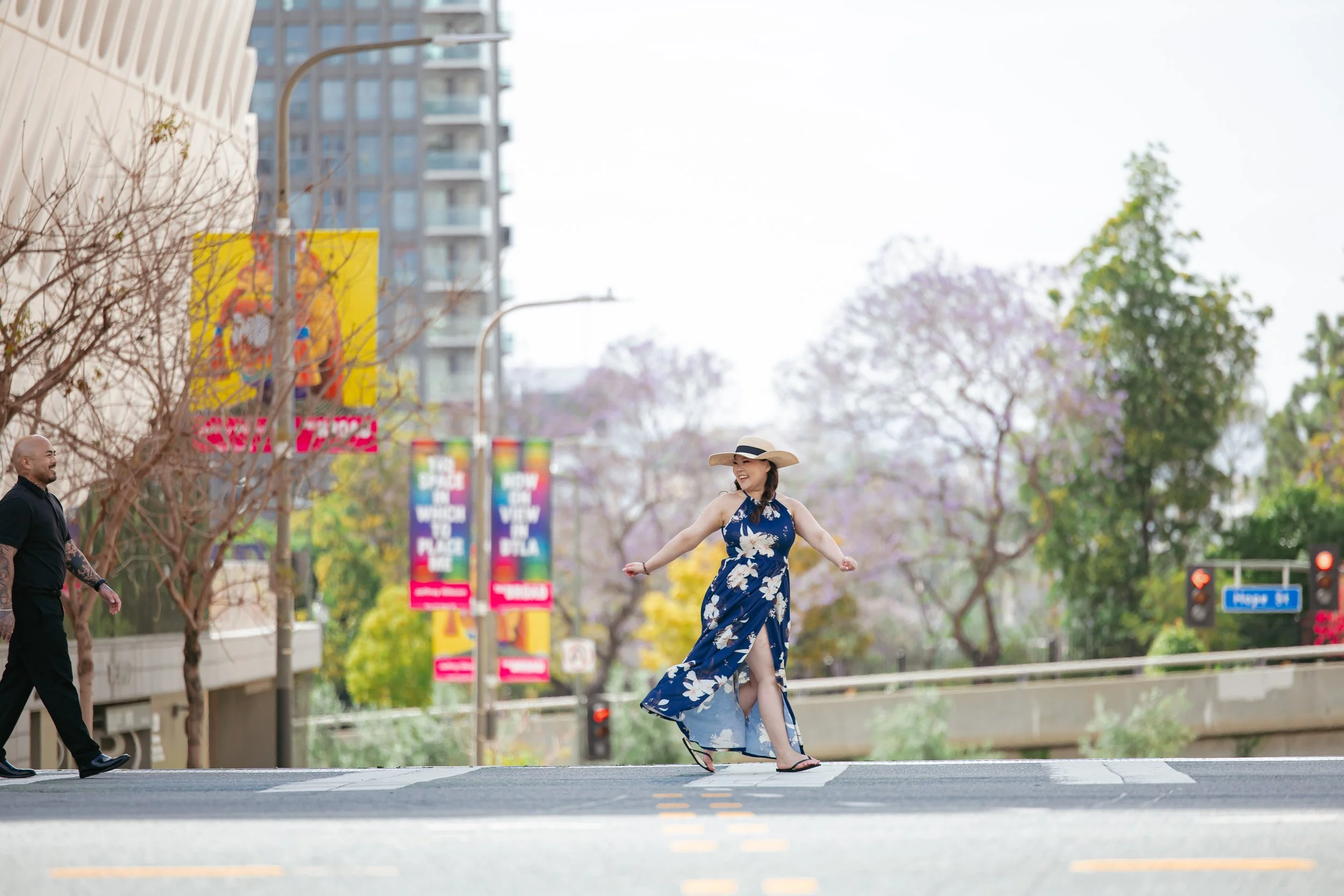 disney concert hall engagement photography (29).jpg