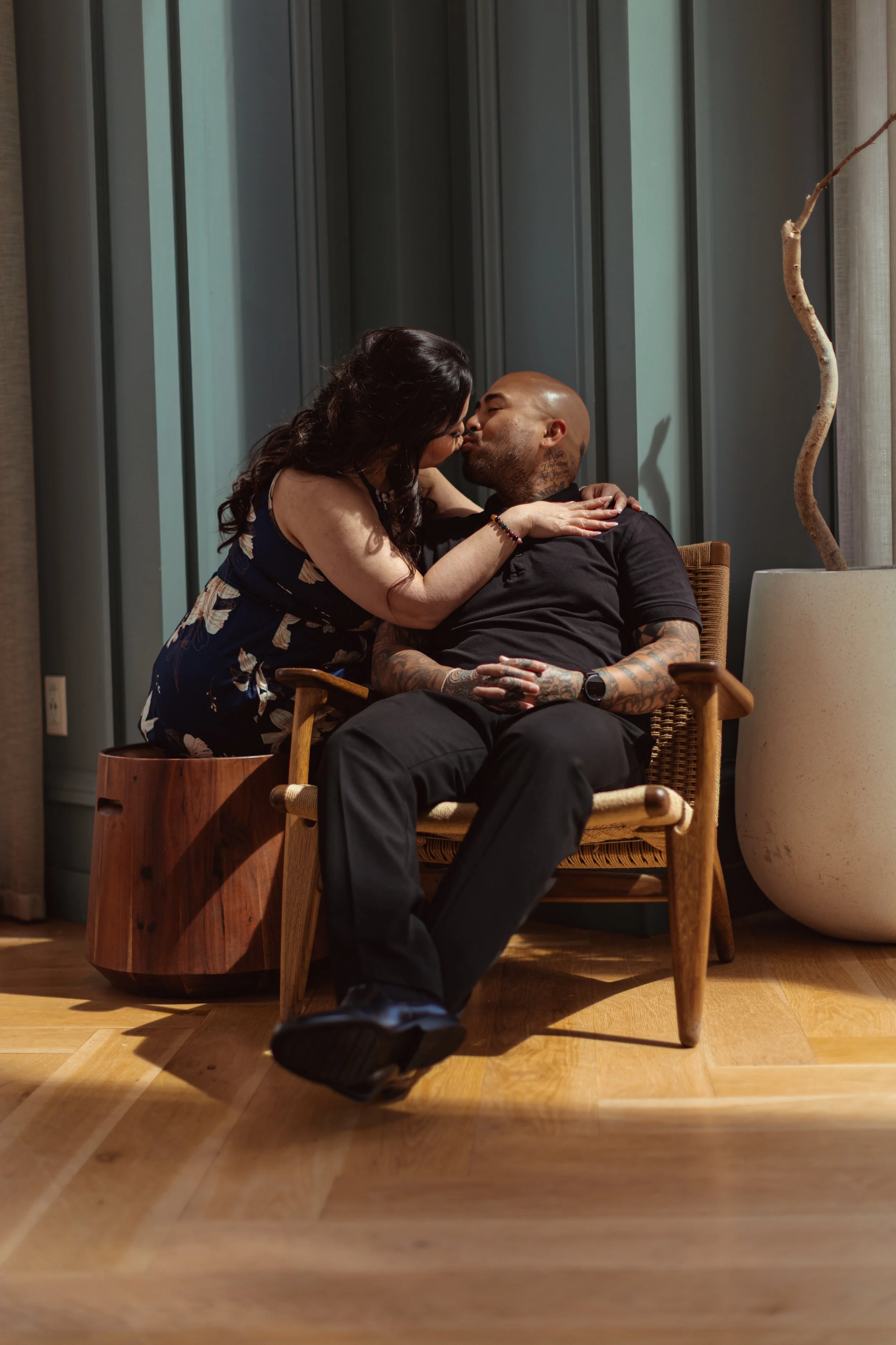 disney concert hall engagement photography (19).jpg