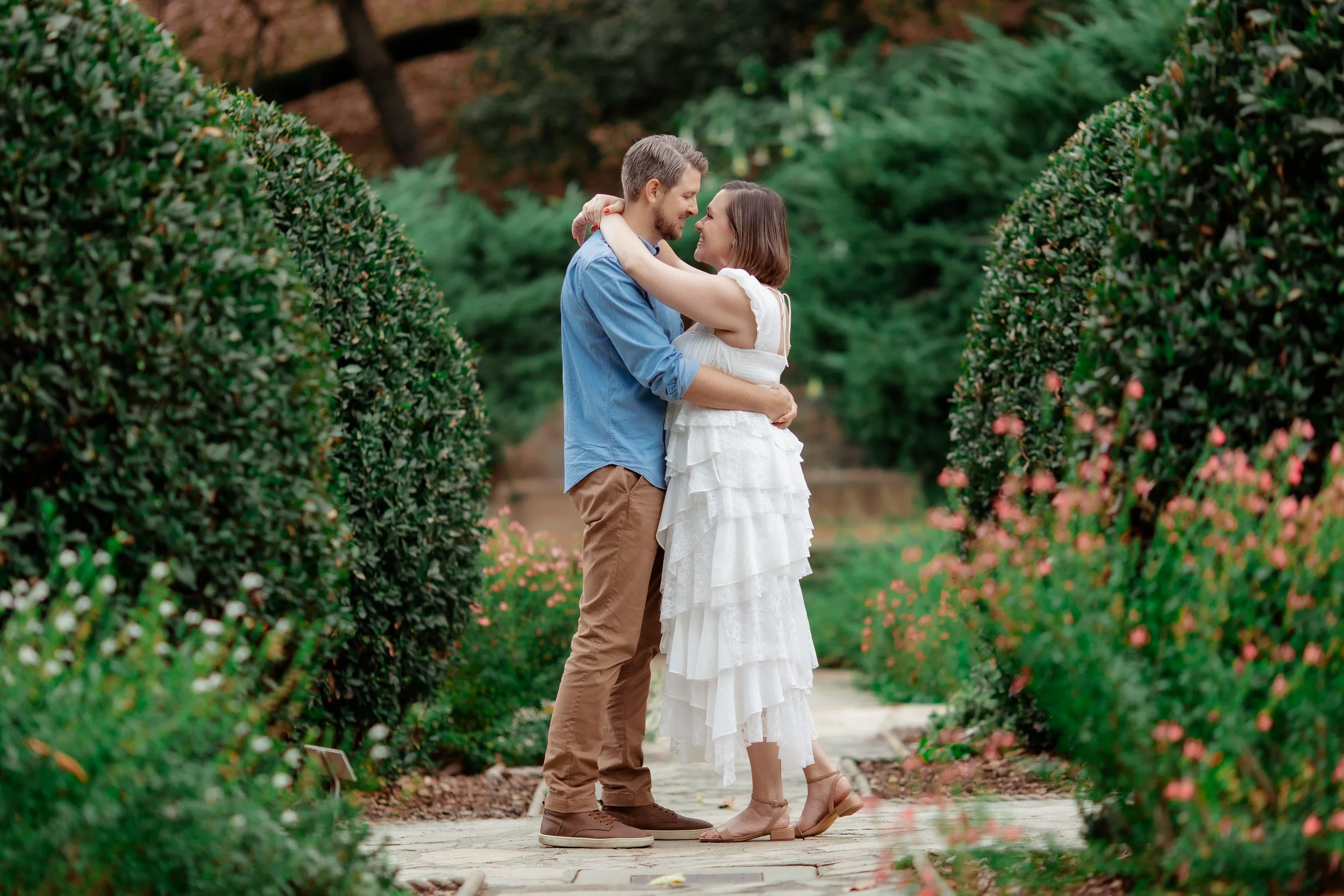 arboretum engagement photography (24).jpg