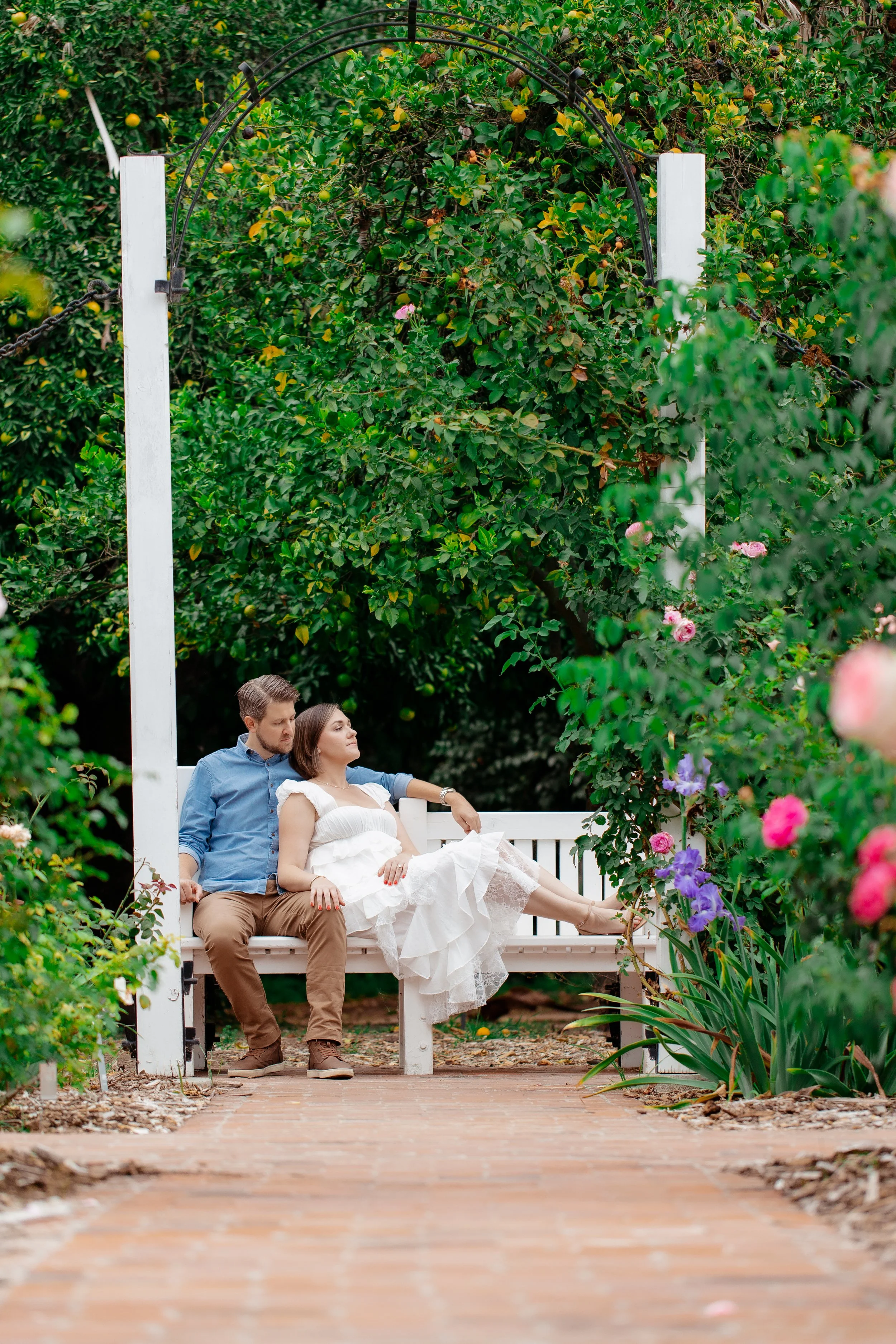 arboretum engagement photography (17).jpg