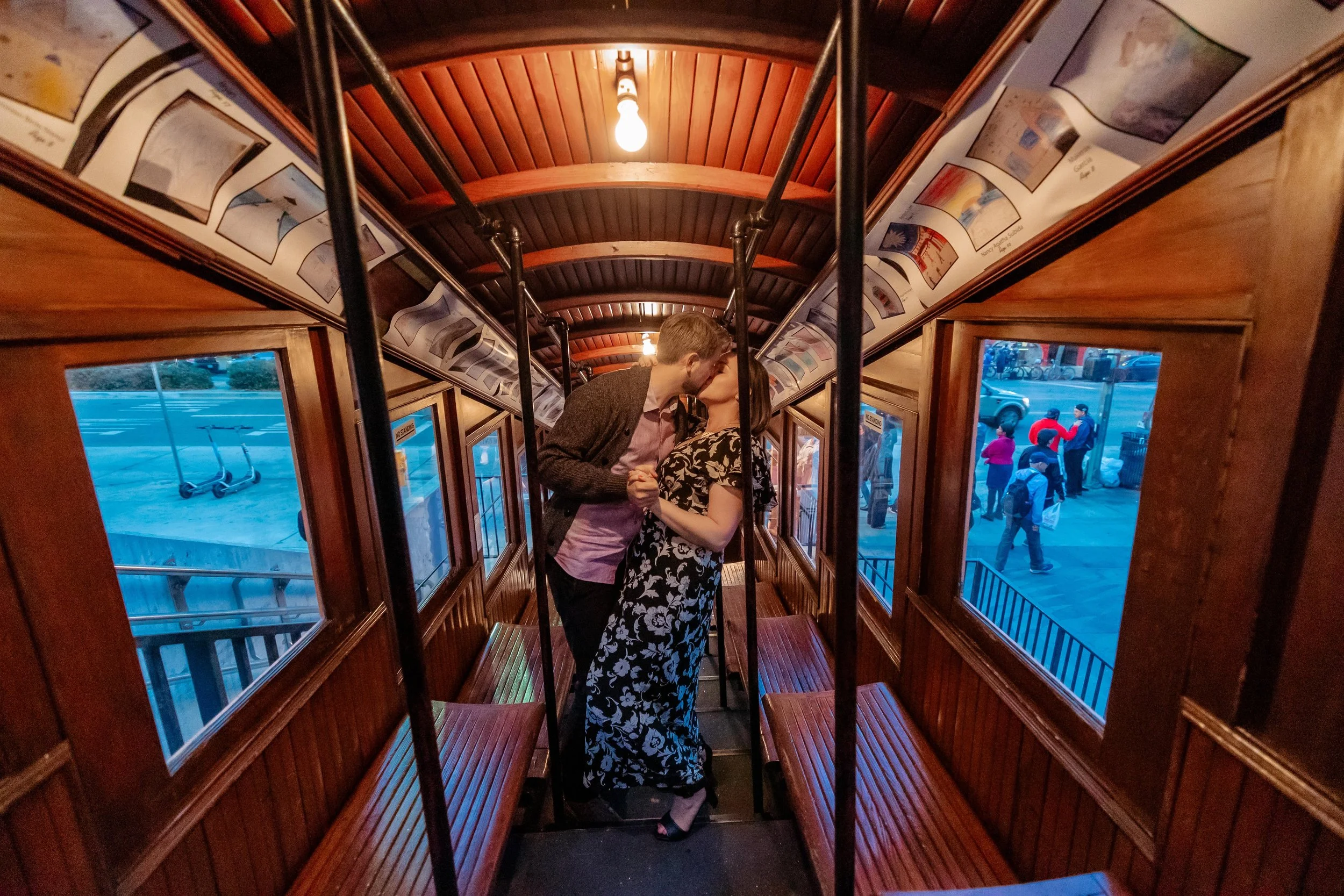 dtla engagement photographer (10).jpg